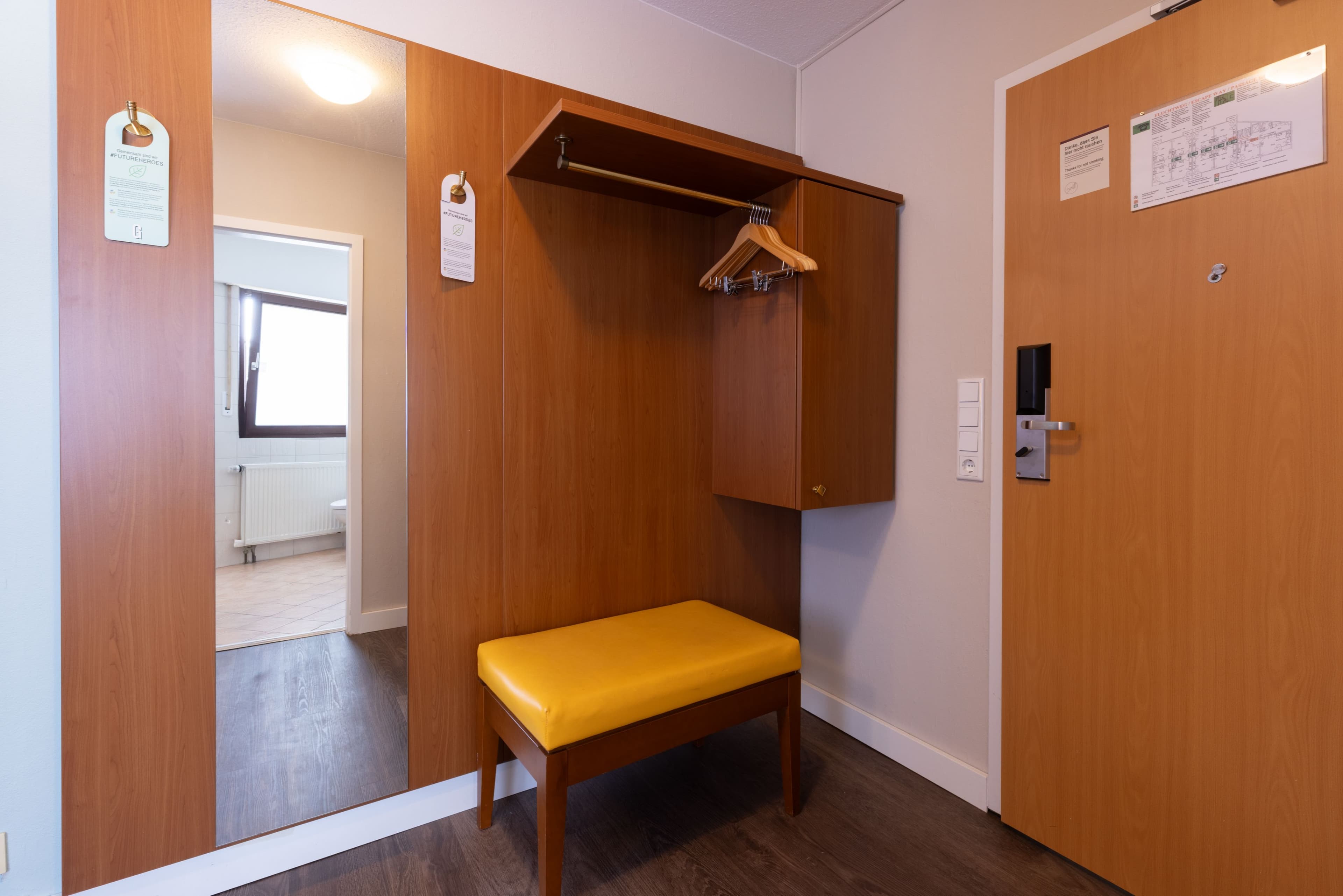 Standard Room - Image 24