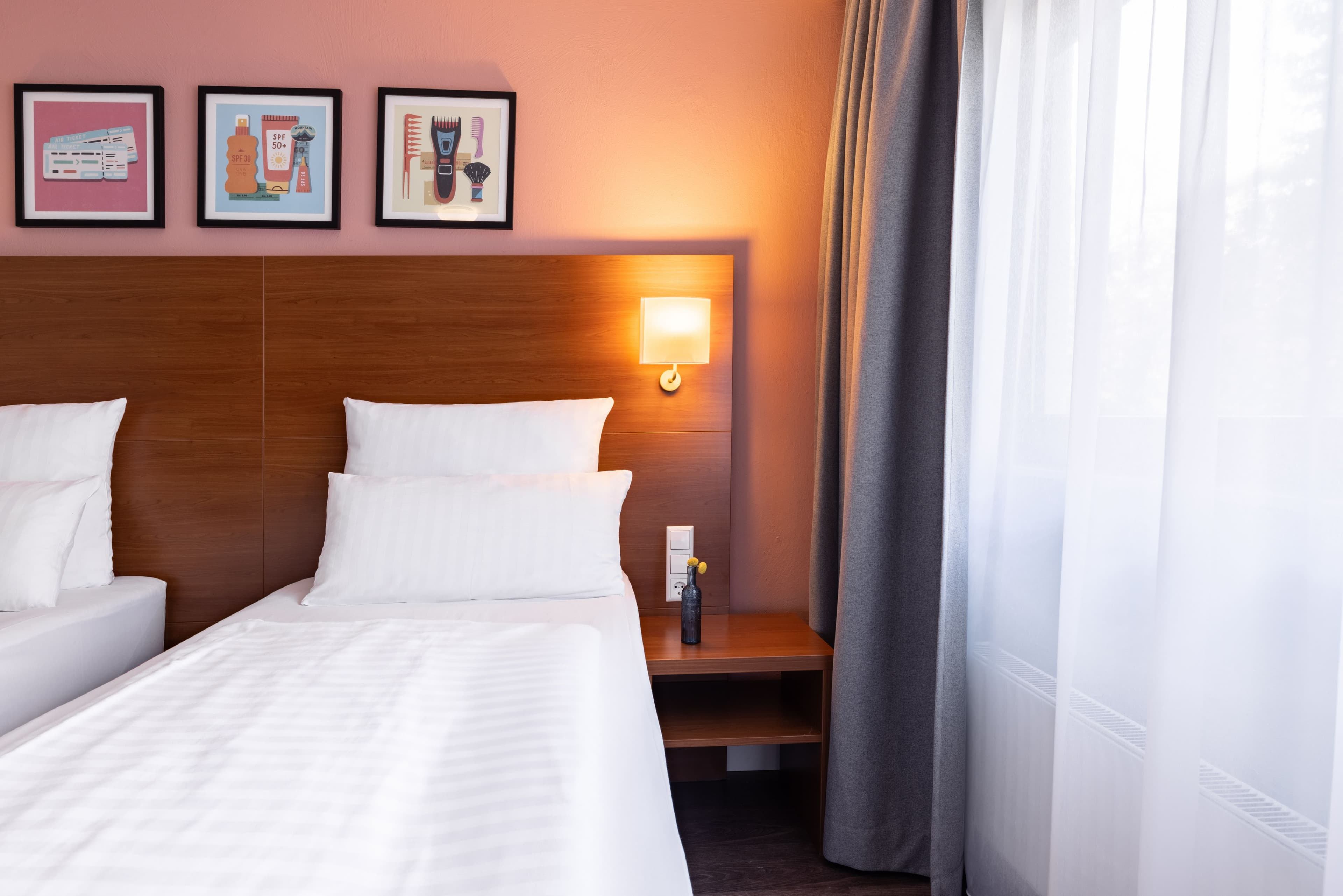Standard Room - Image 8