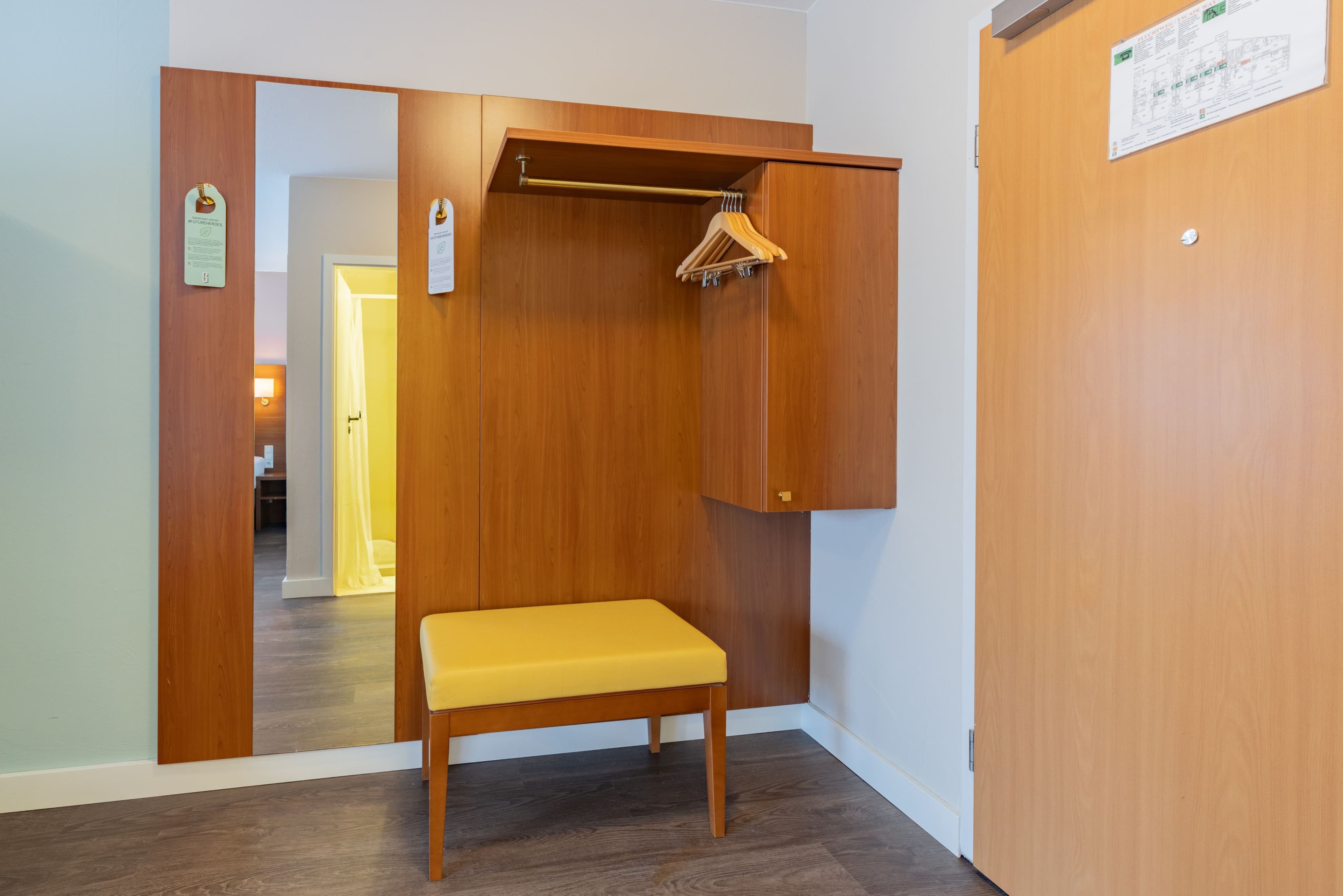 Standard Room - Image 14