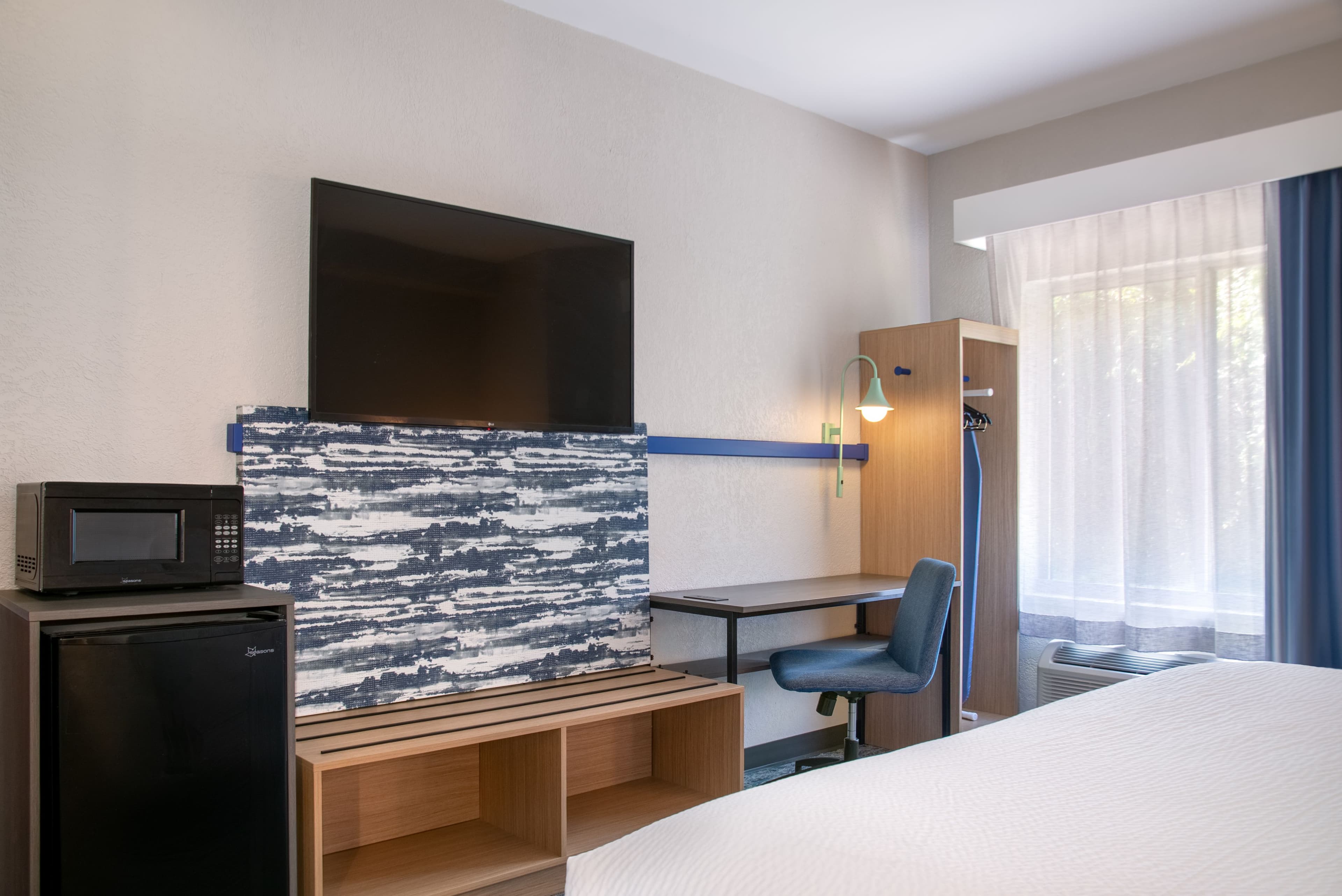Independent (SPHC) Broad Street Inn — 6