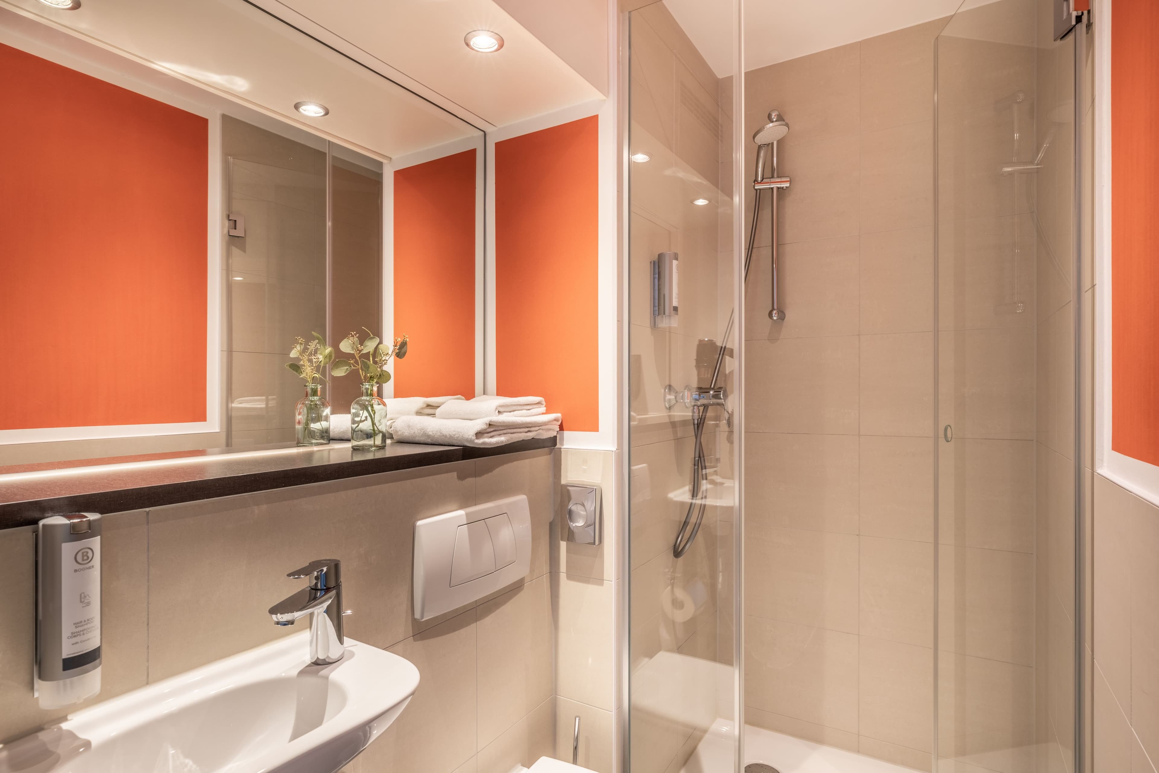 Standard Room - Image 9