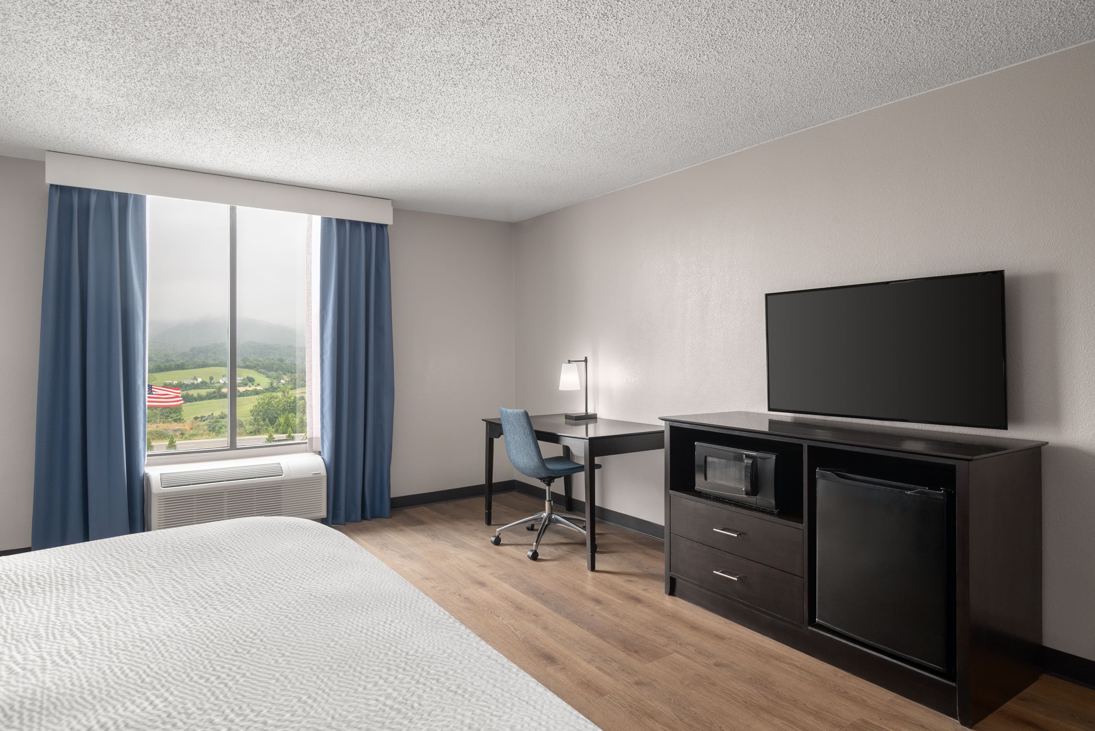 Garner Hotel Wytheville East — 7
