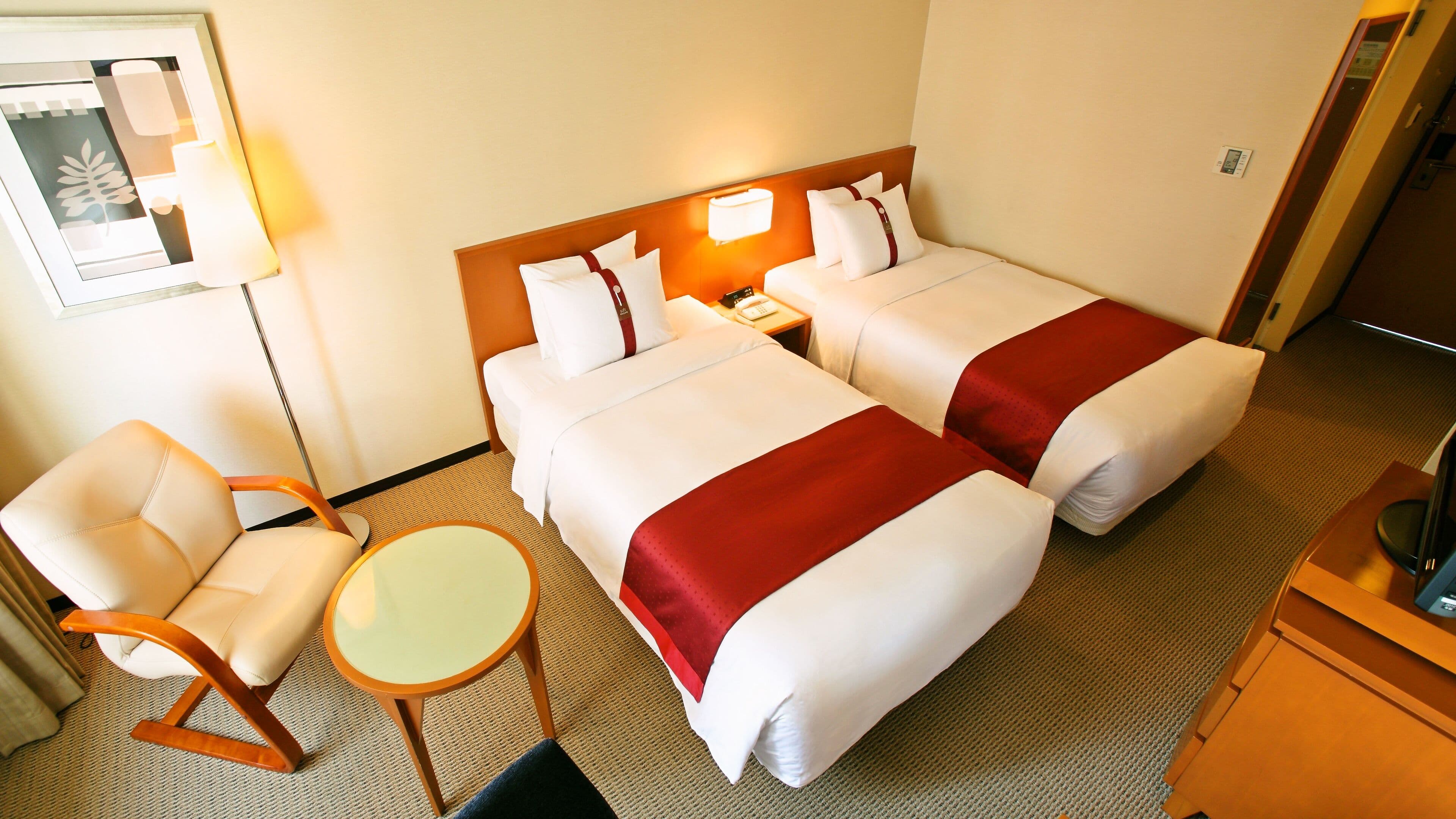 ANA Holiday Inn Sendai — 28