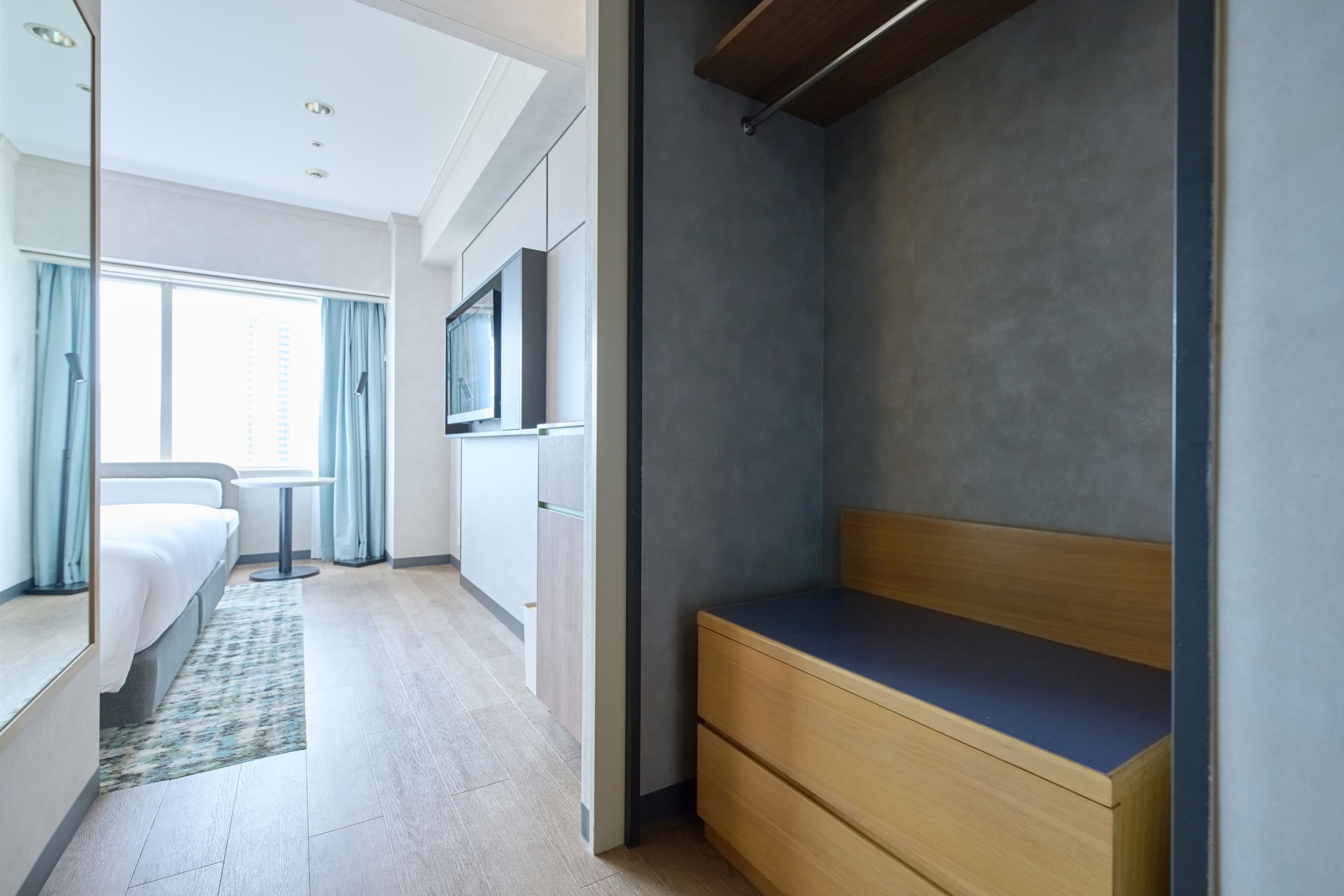 ANA Holiday Inn Tokyo Bay — 7