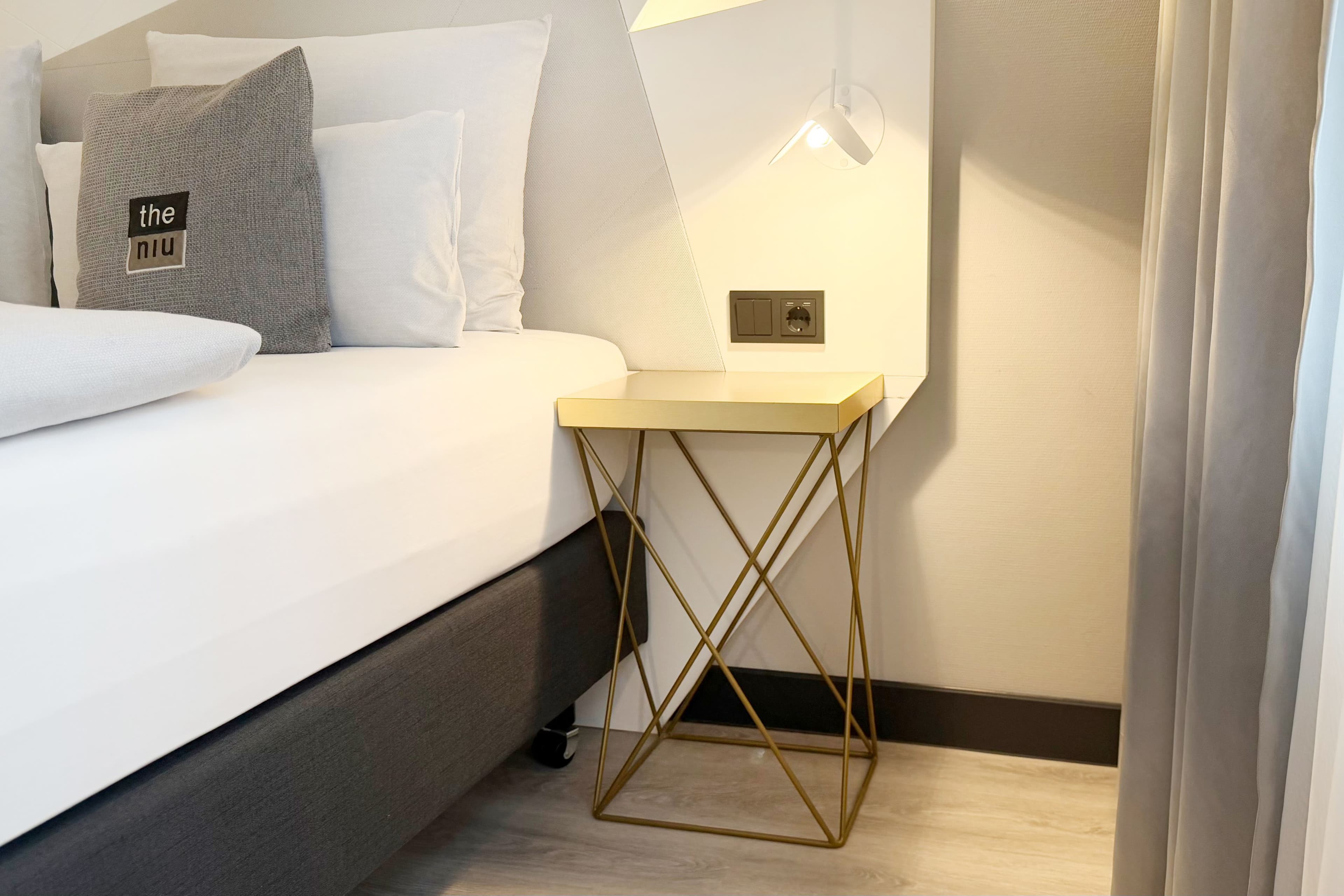 Standard Room - Image 11