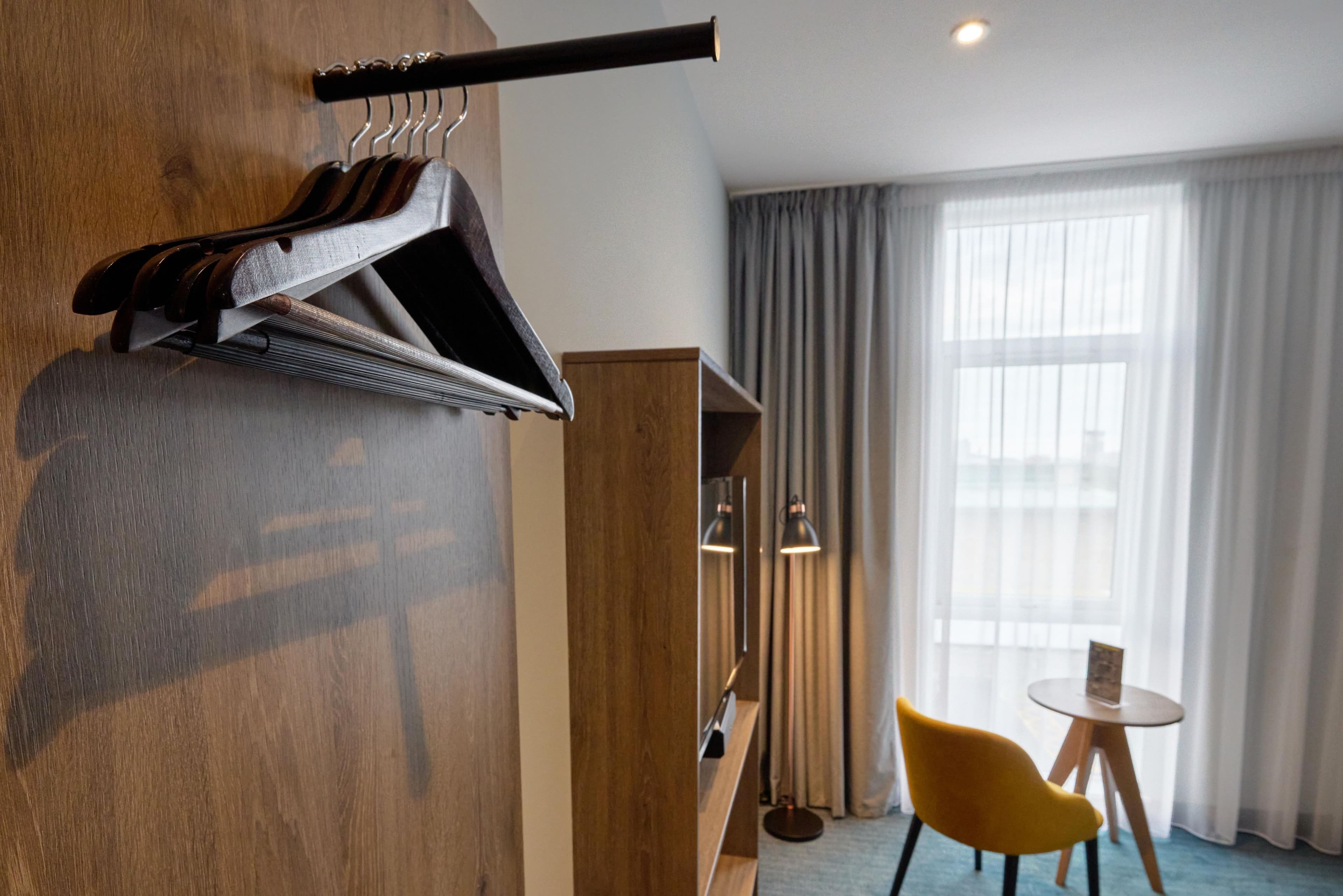 Standard Room - Image 19