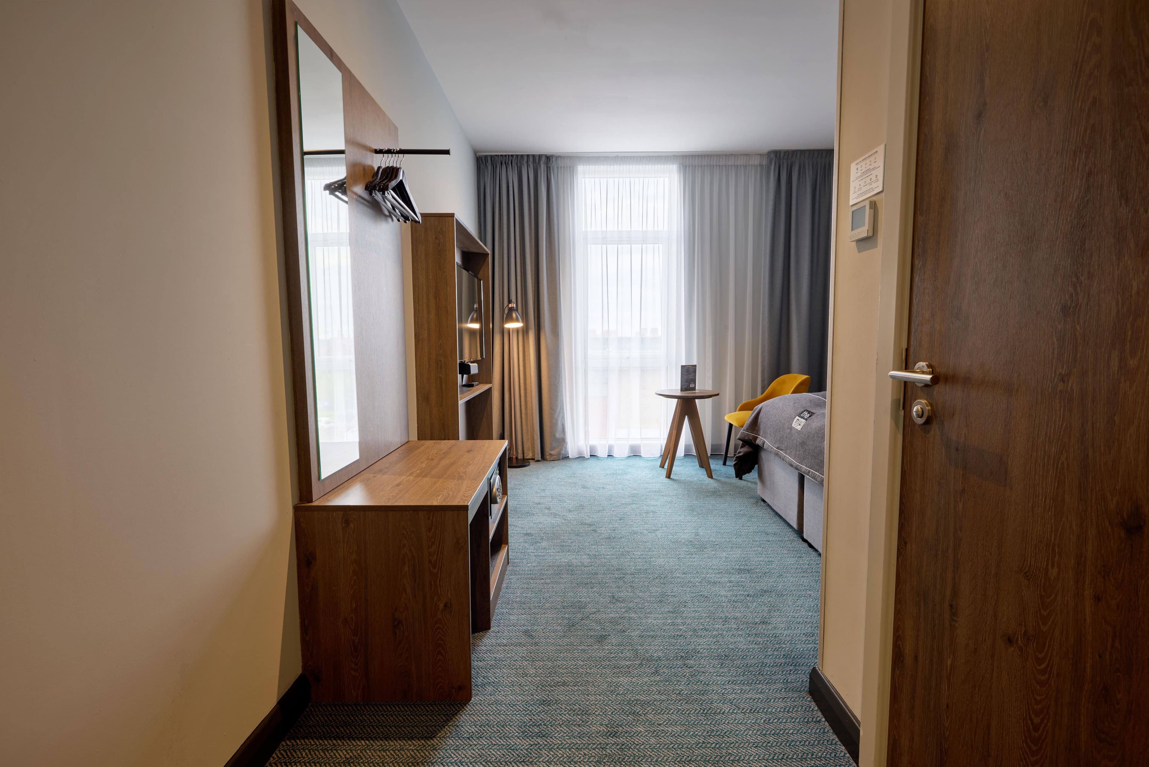 Standard Room - Image 23