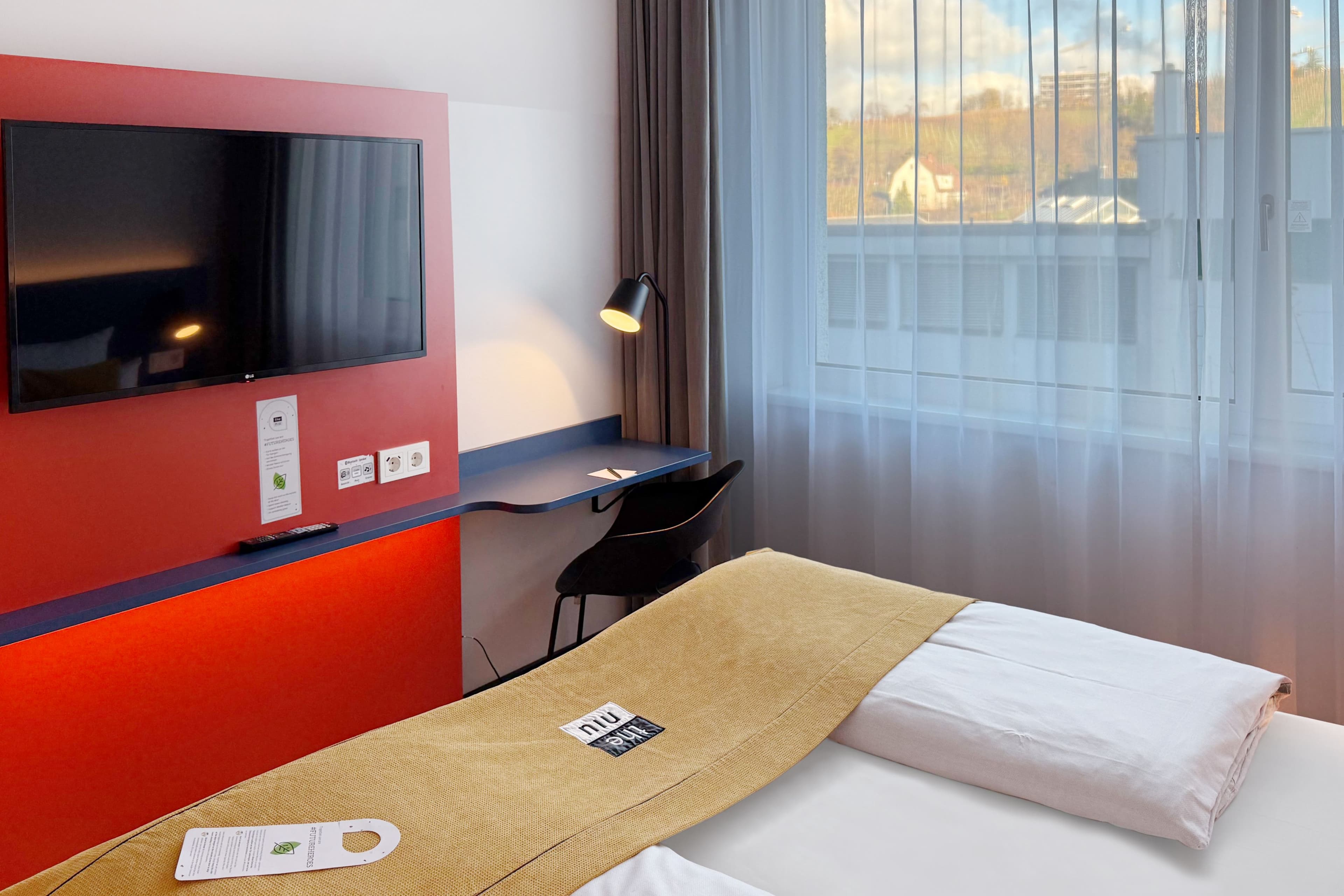 Holiday Inn - the niu, Form Stuttgart Feuerbach — 23