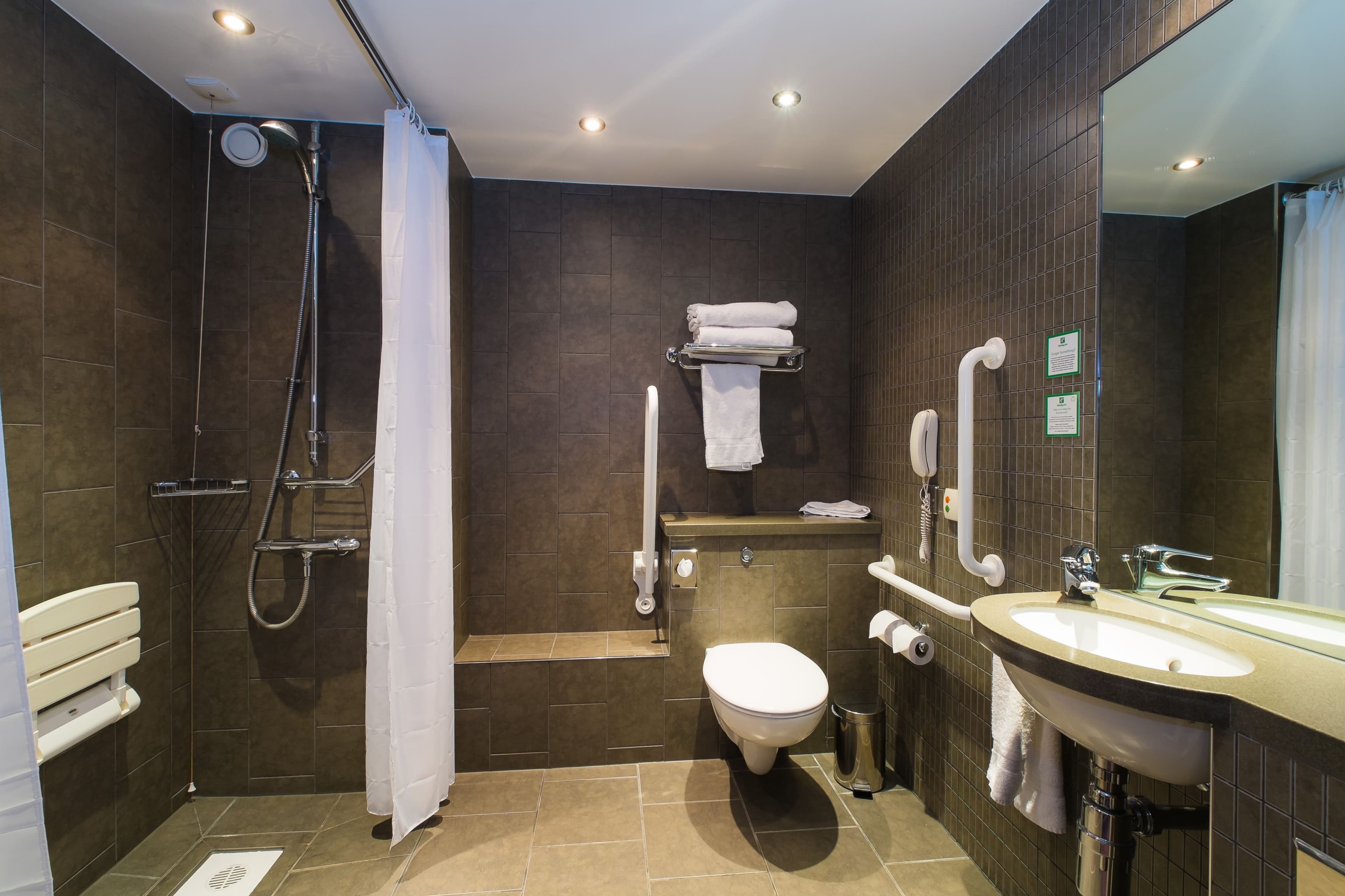 Holiday Inn Aberdeen - West — 5
