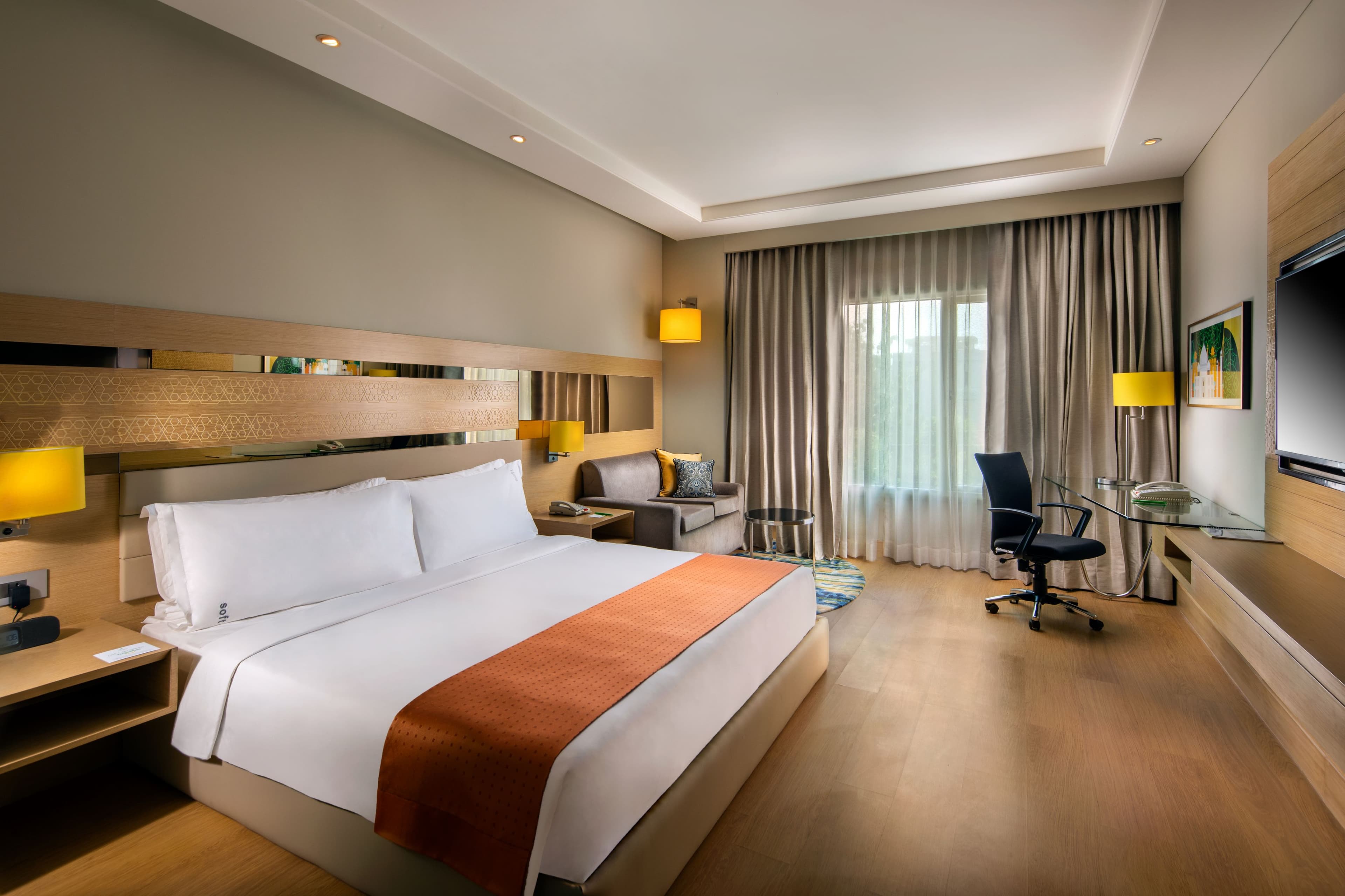 Holiday Inn Agra MG Road - Image 2