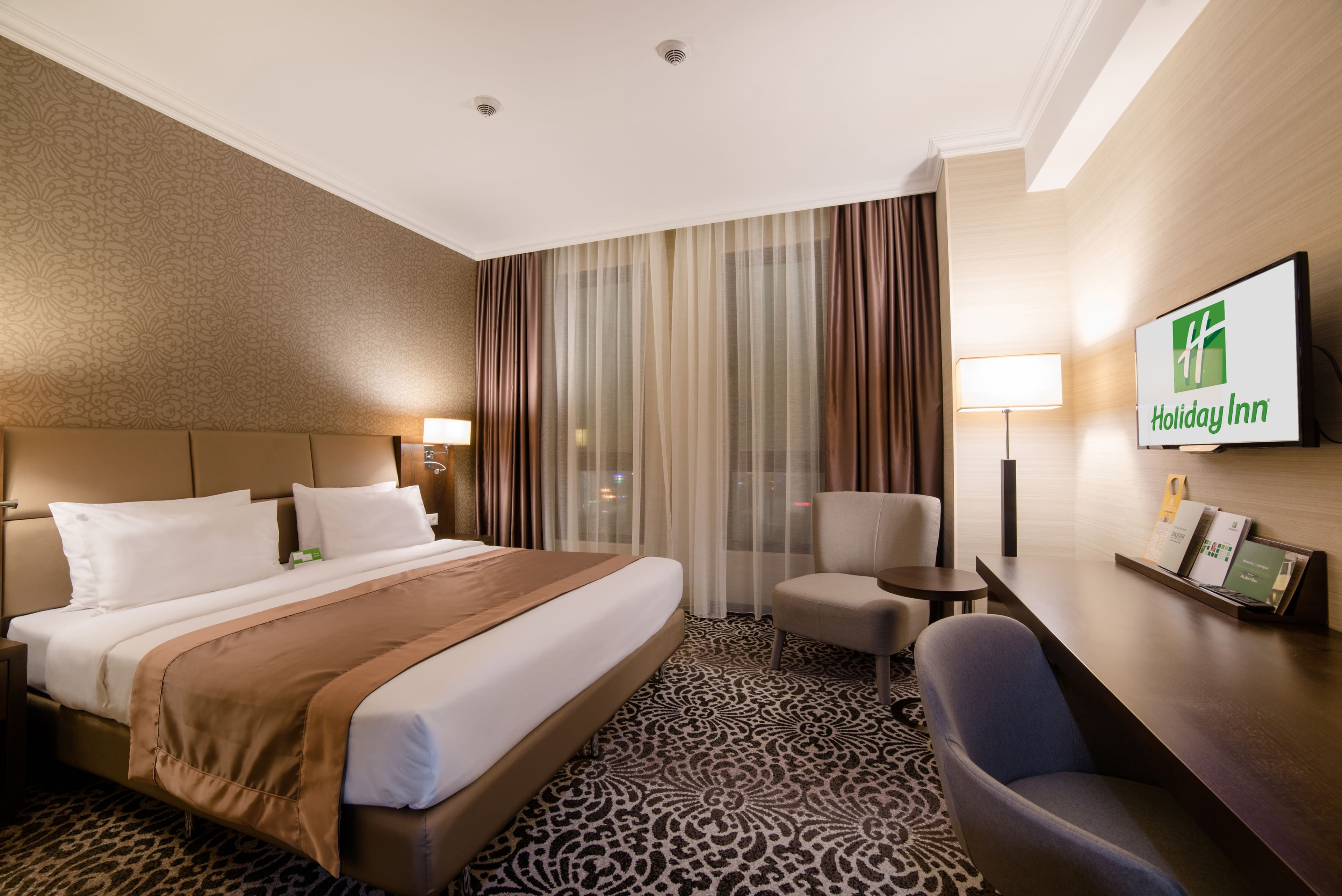 Holiday Inn Aktau — 7