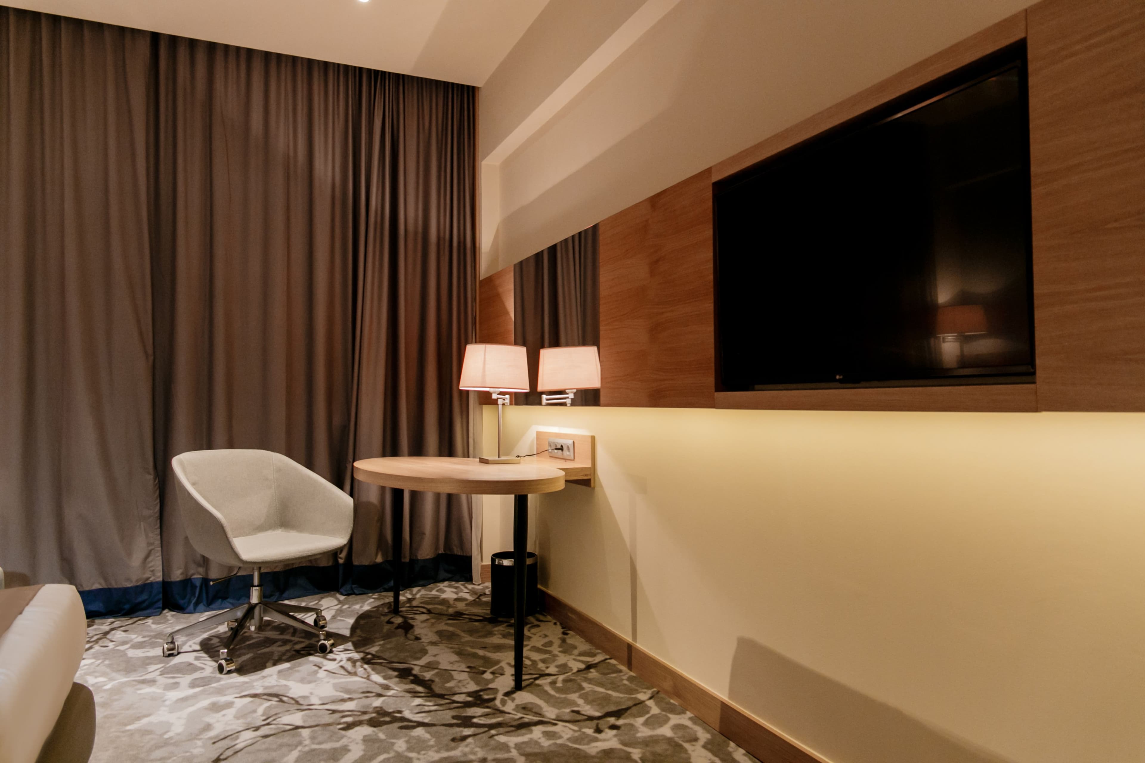 Holiday Inn Aktau - Seaside — 8
