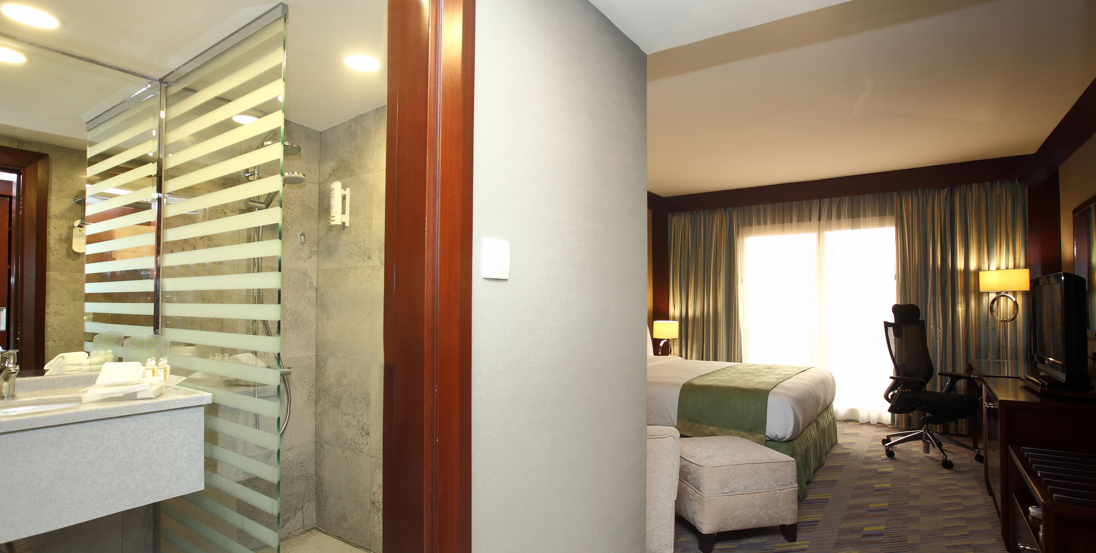 Holiday Inn Al Khobar - Corniche - Image 4