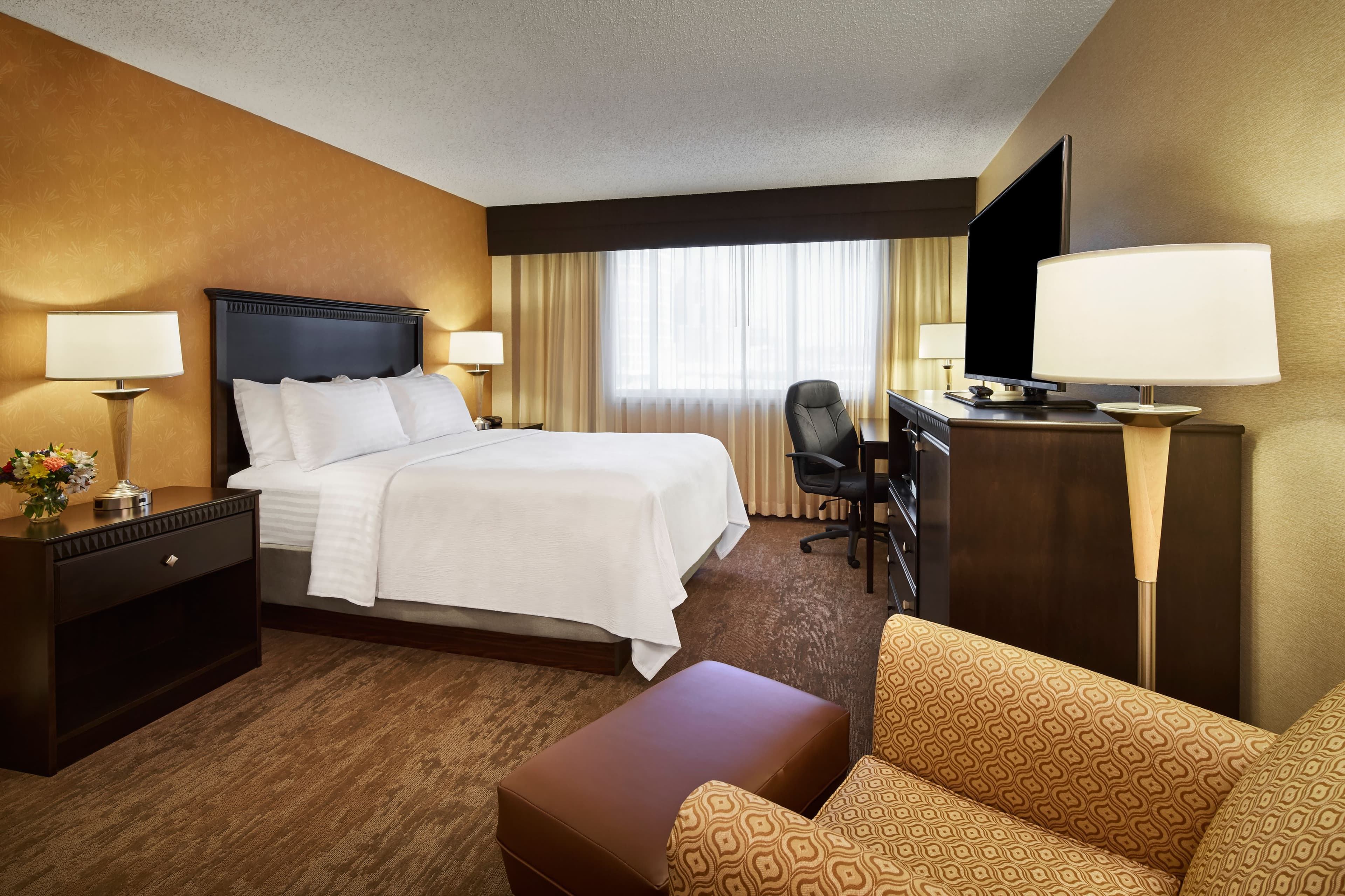 Holiday Inn Alexandria - Carlyle — 8