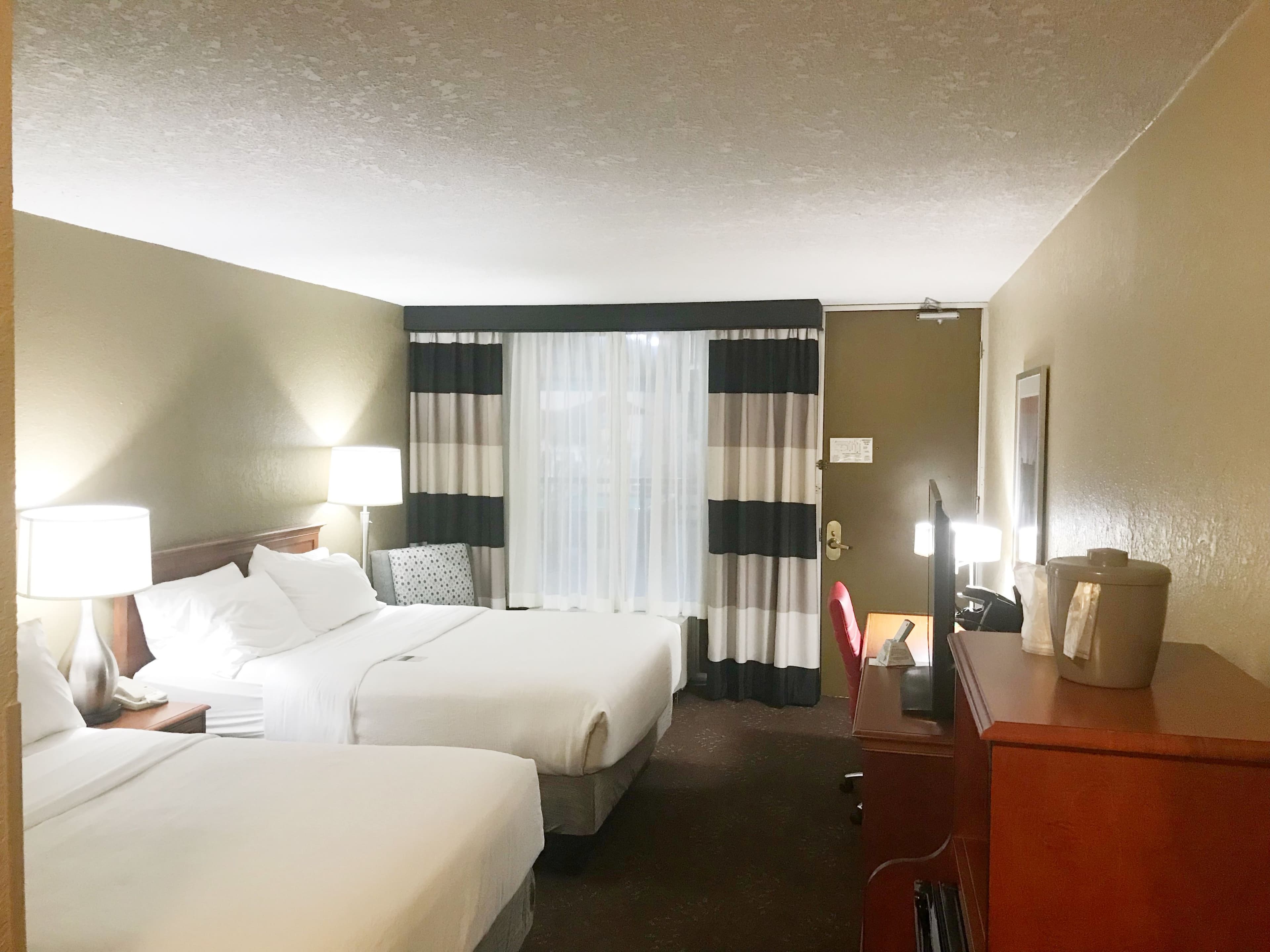 Holiday Inn Alexandria — 19