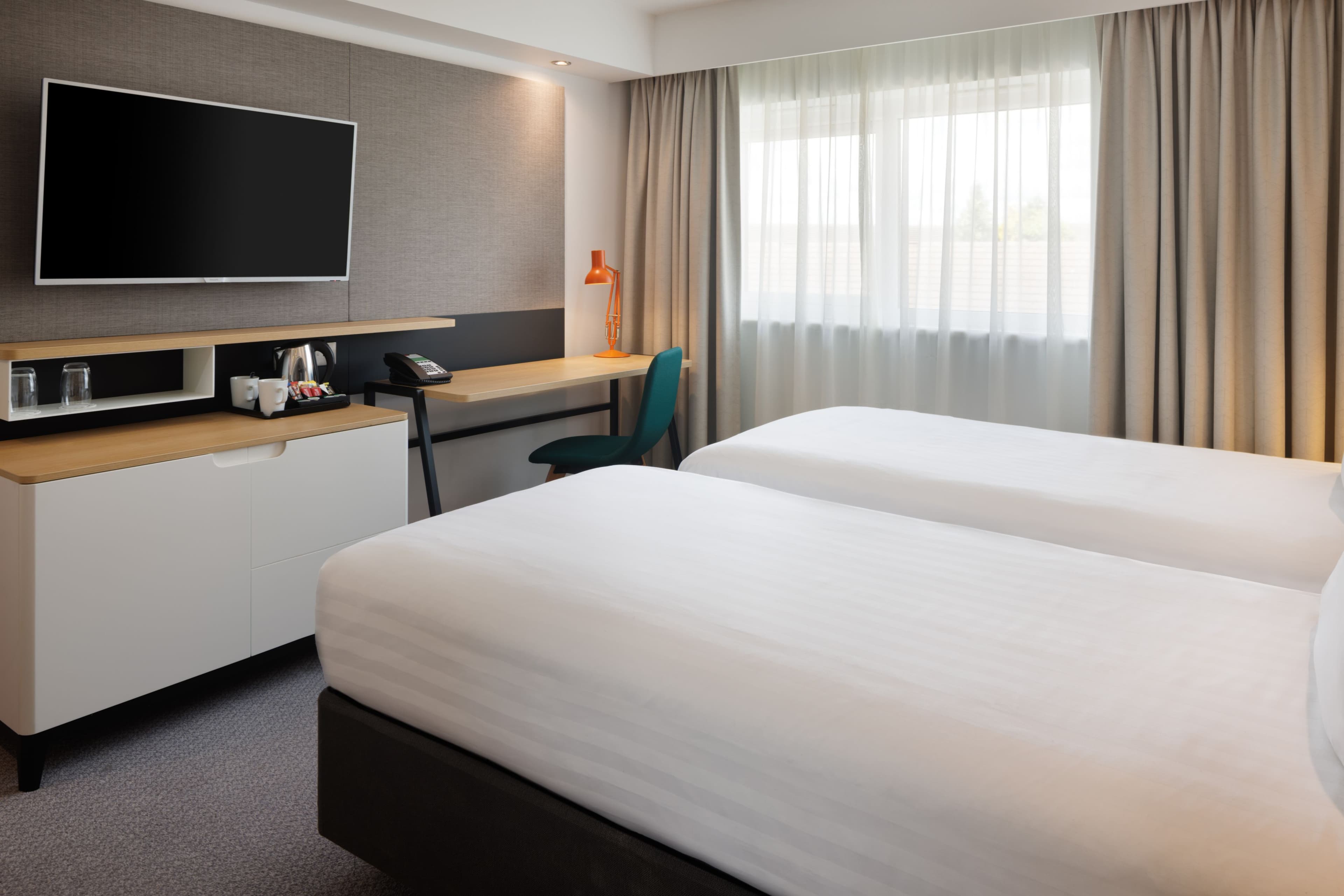 Holiday Inn Mansfield - Alfreton - Image 2