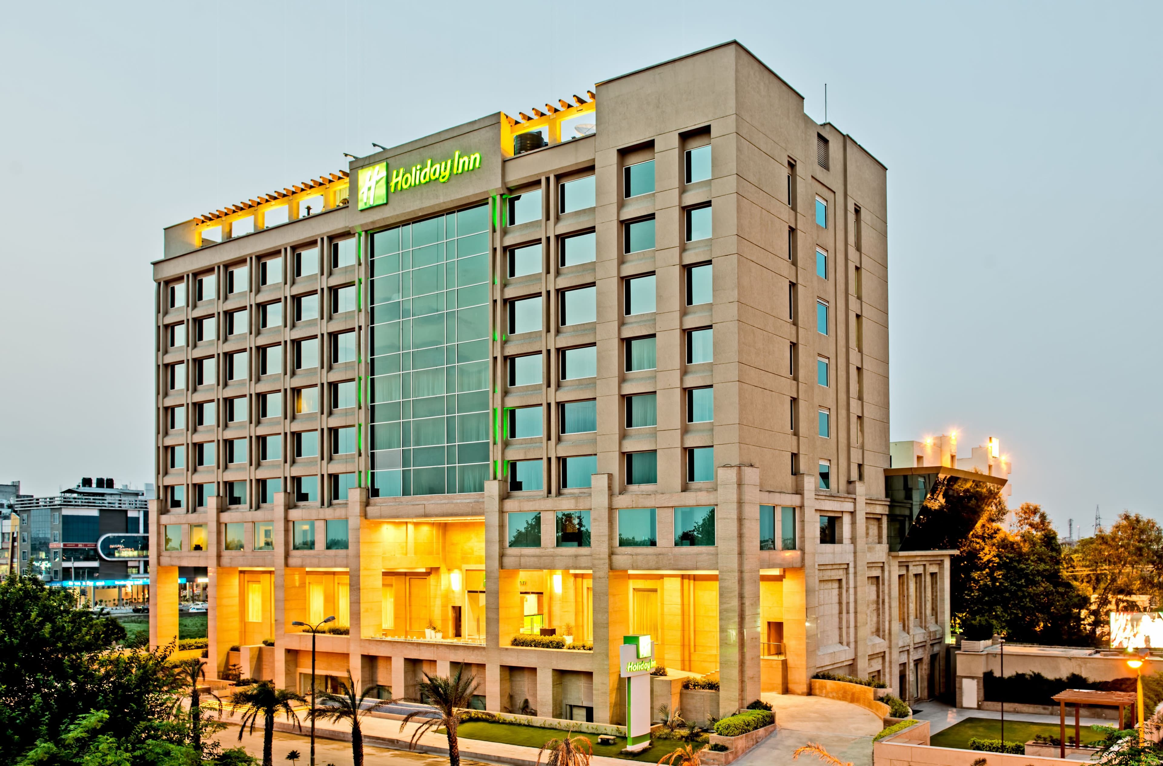 Holiday Inn Amritsar Ranjit Avenue - Image 1