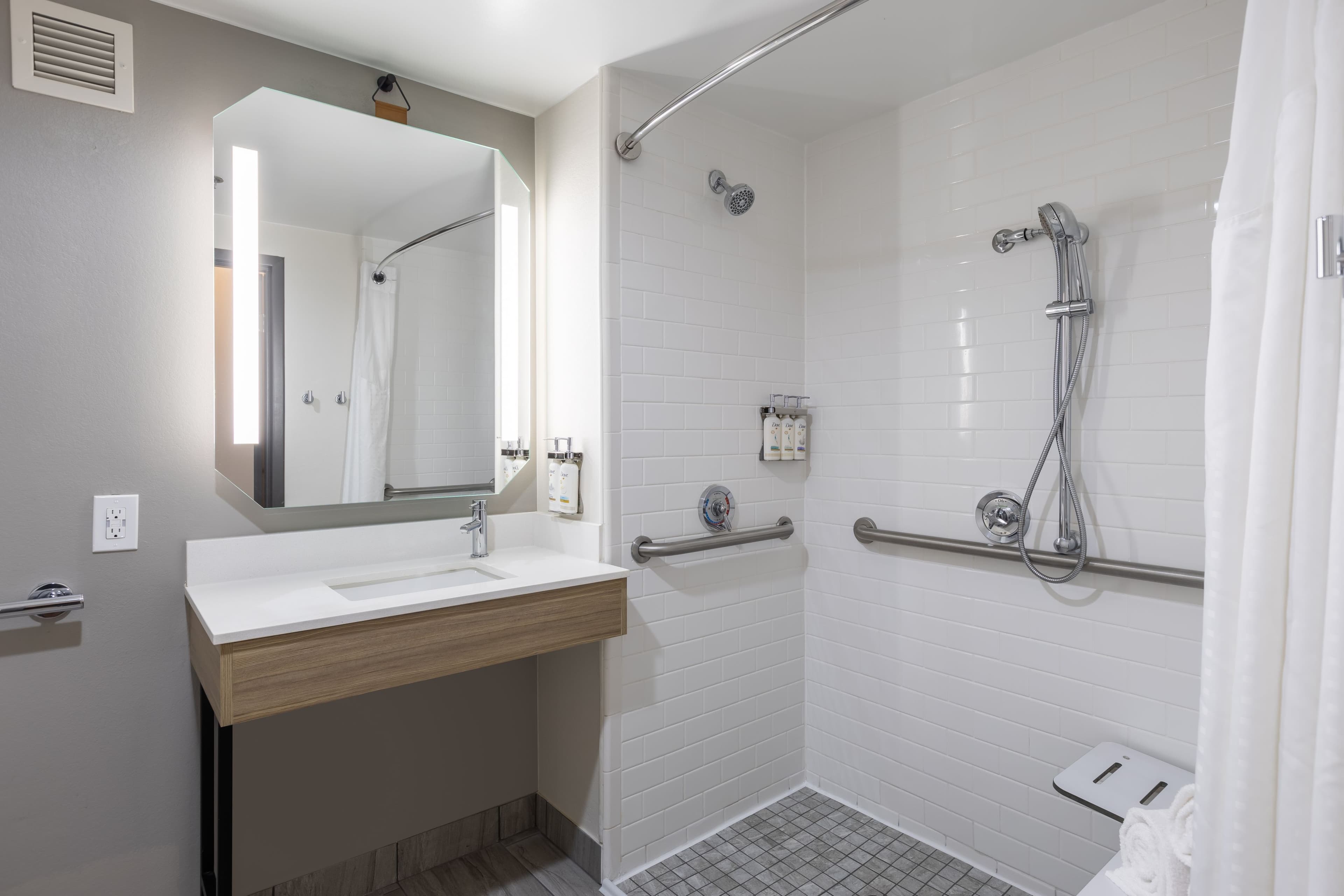 Holiday Inn Anderson — 22