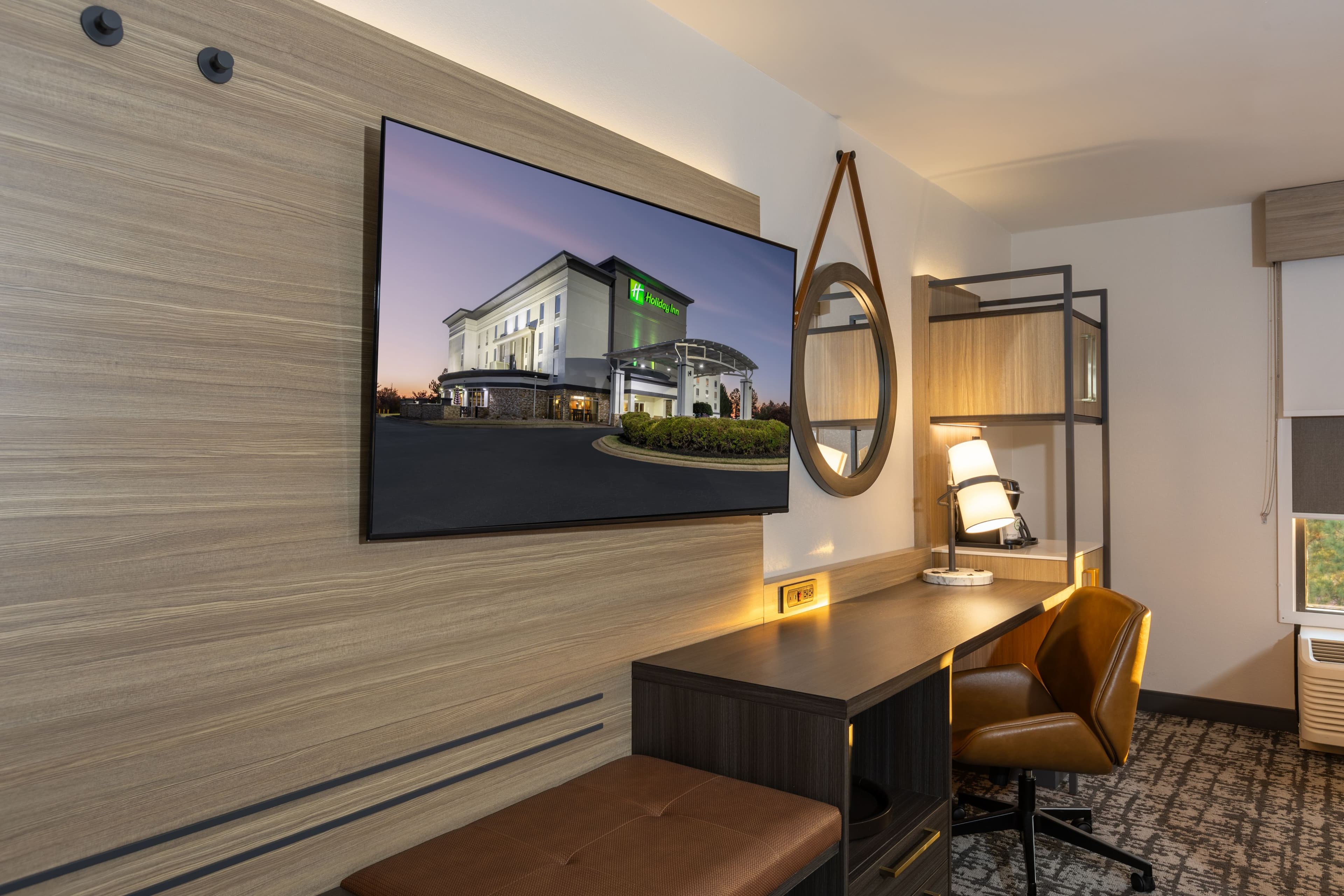 Holiday Inn Anderson — 11