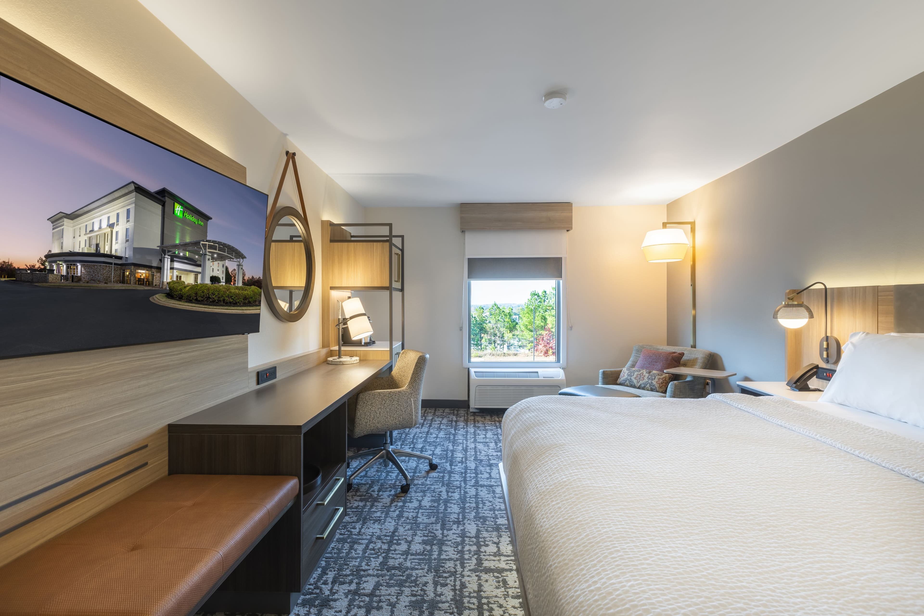 Holiday Inn Anderson - Image 2