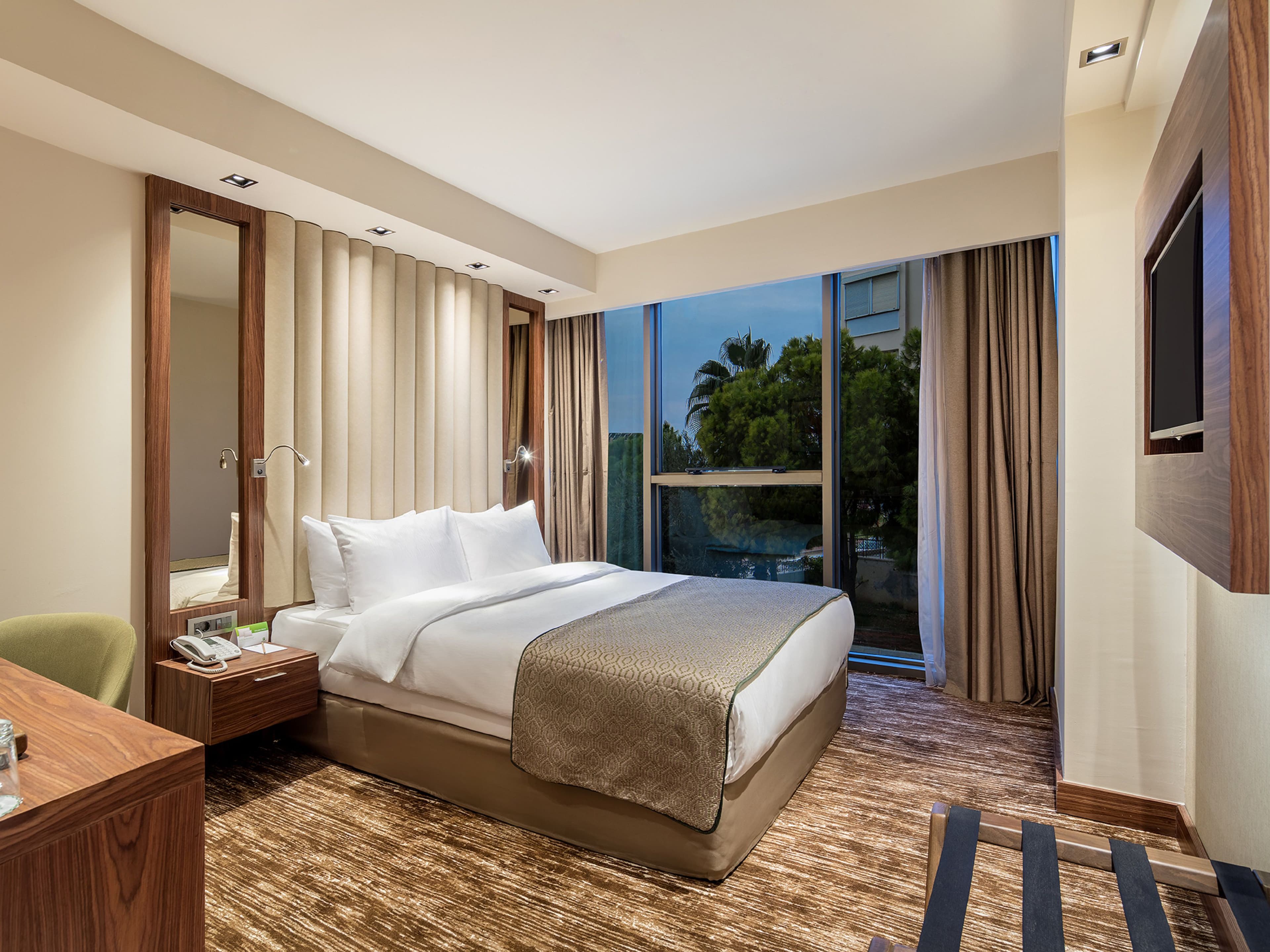 Holiday Inn Antalya - Lara - Image 3