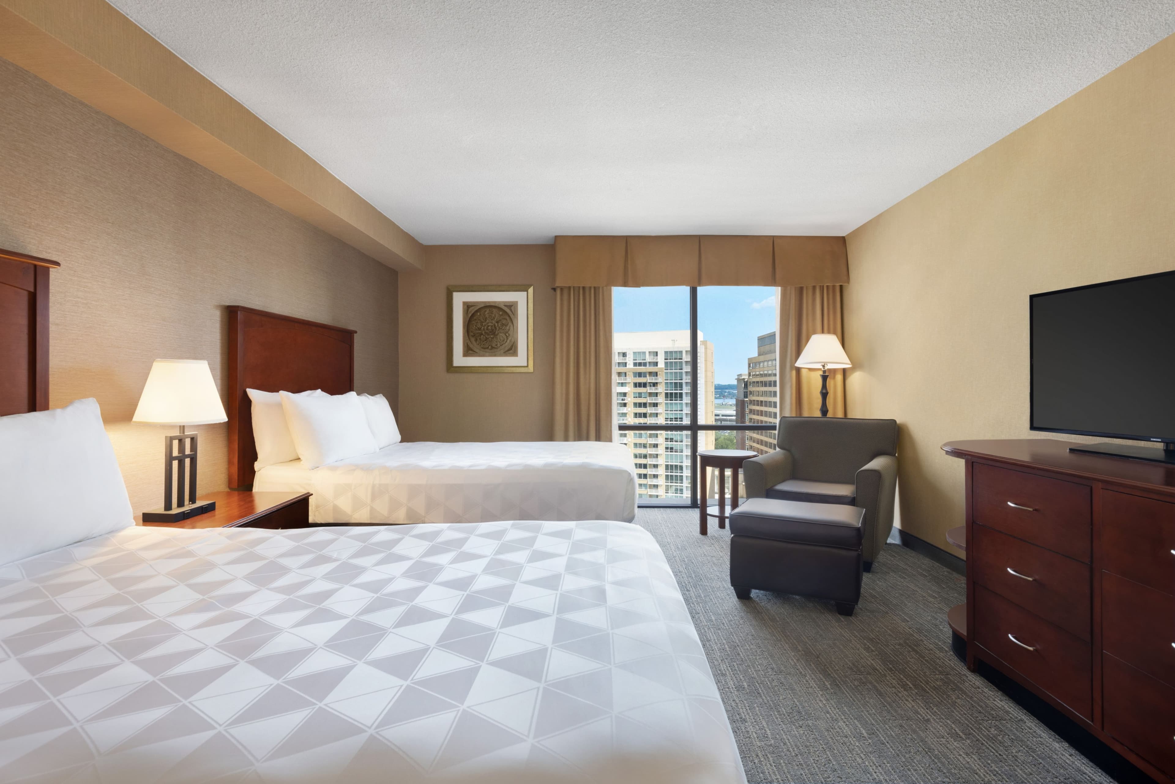 Holiday Inn National Airport/Crystal City — 64