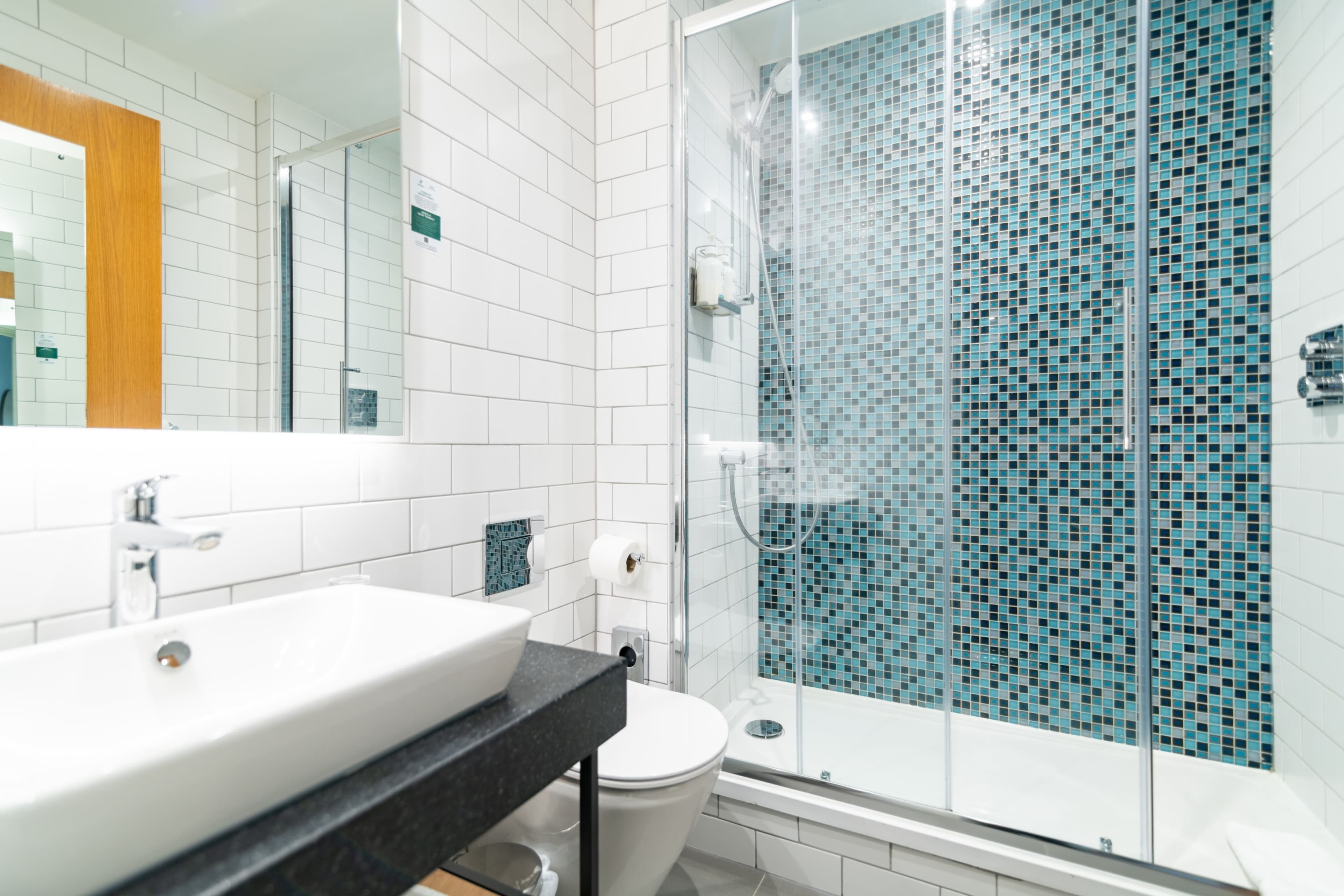 Holiday Inn Ashford - North A20 — 20