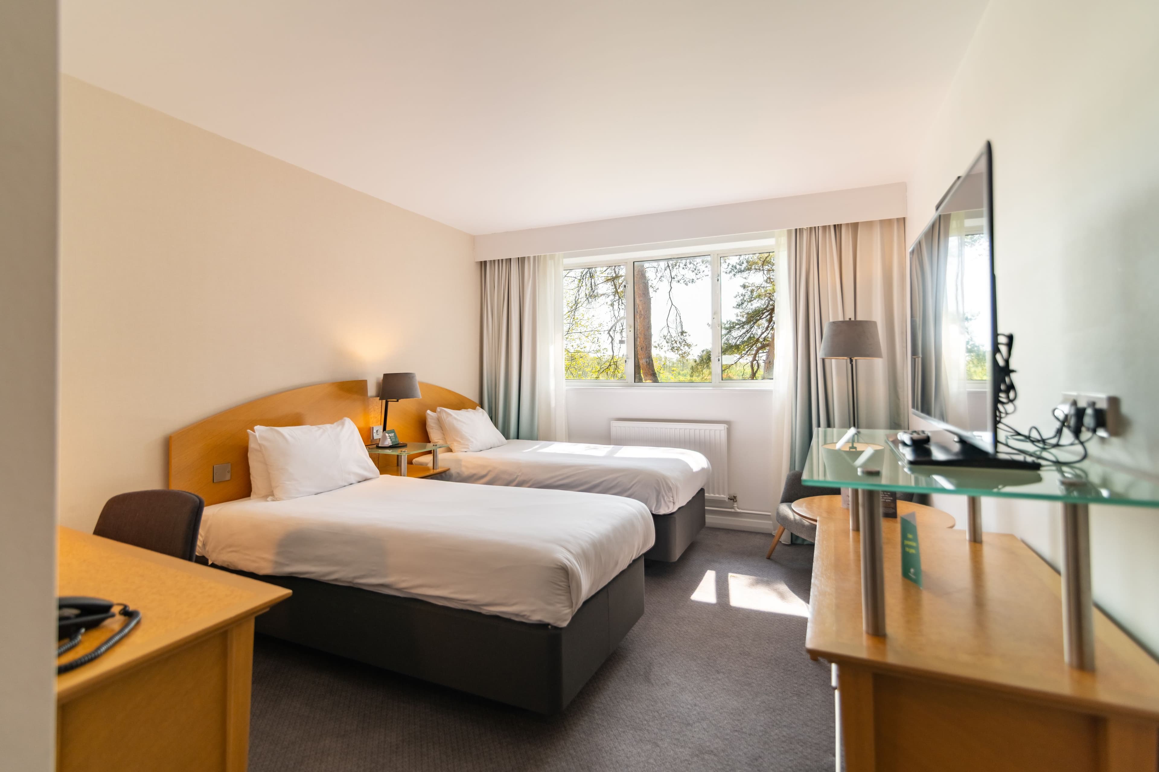 Holiday Inn Ashford - North A20 - Image 4