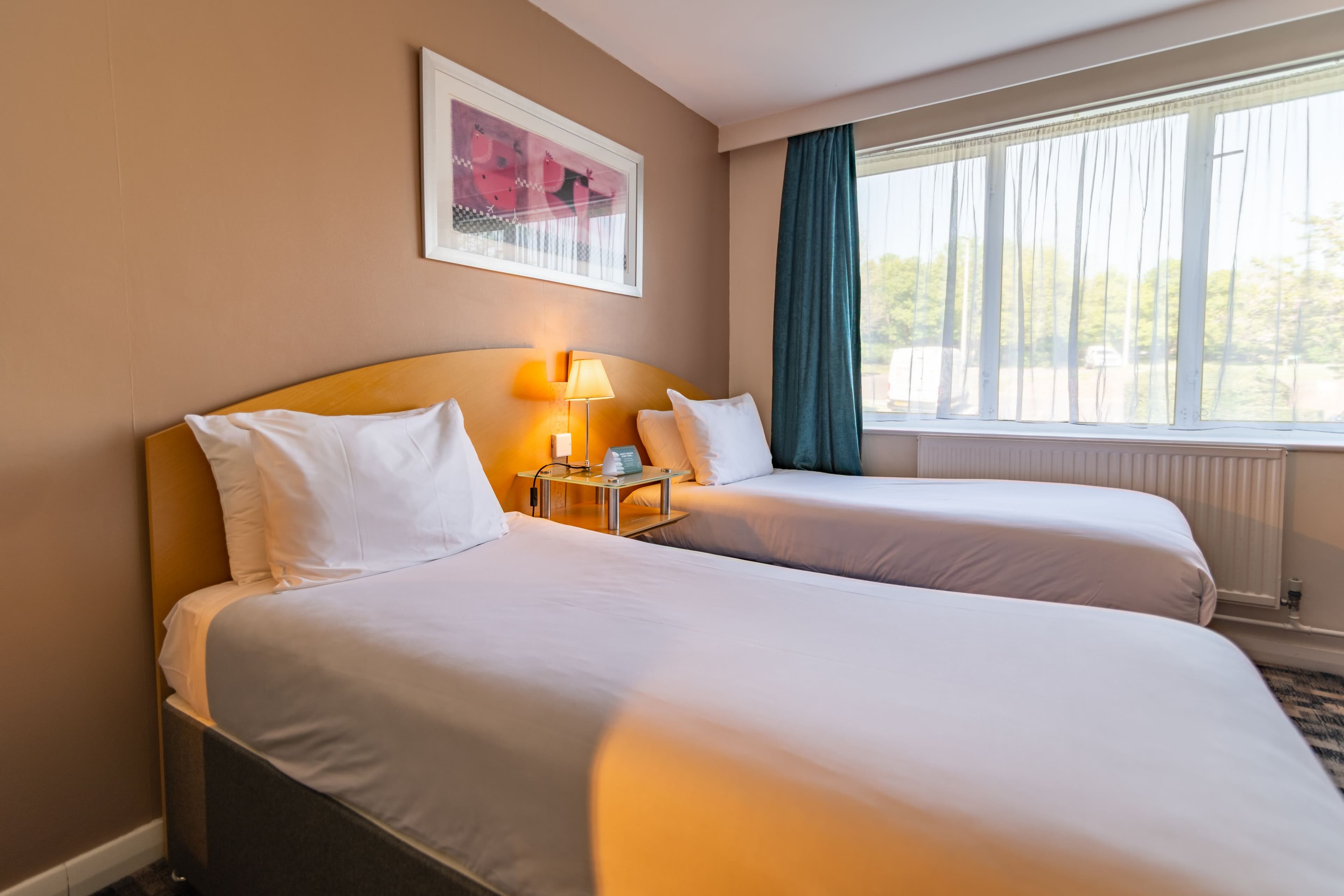 Holiday Inn Ashford - North A20 — 97