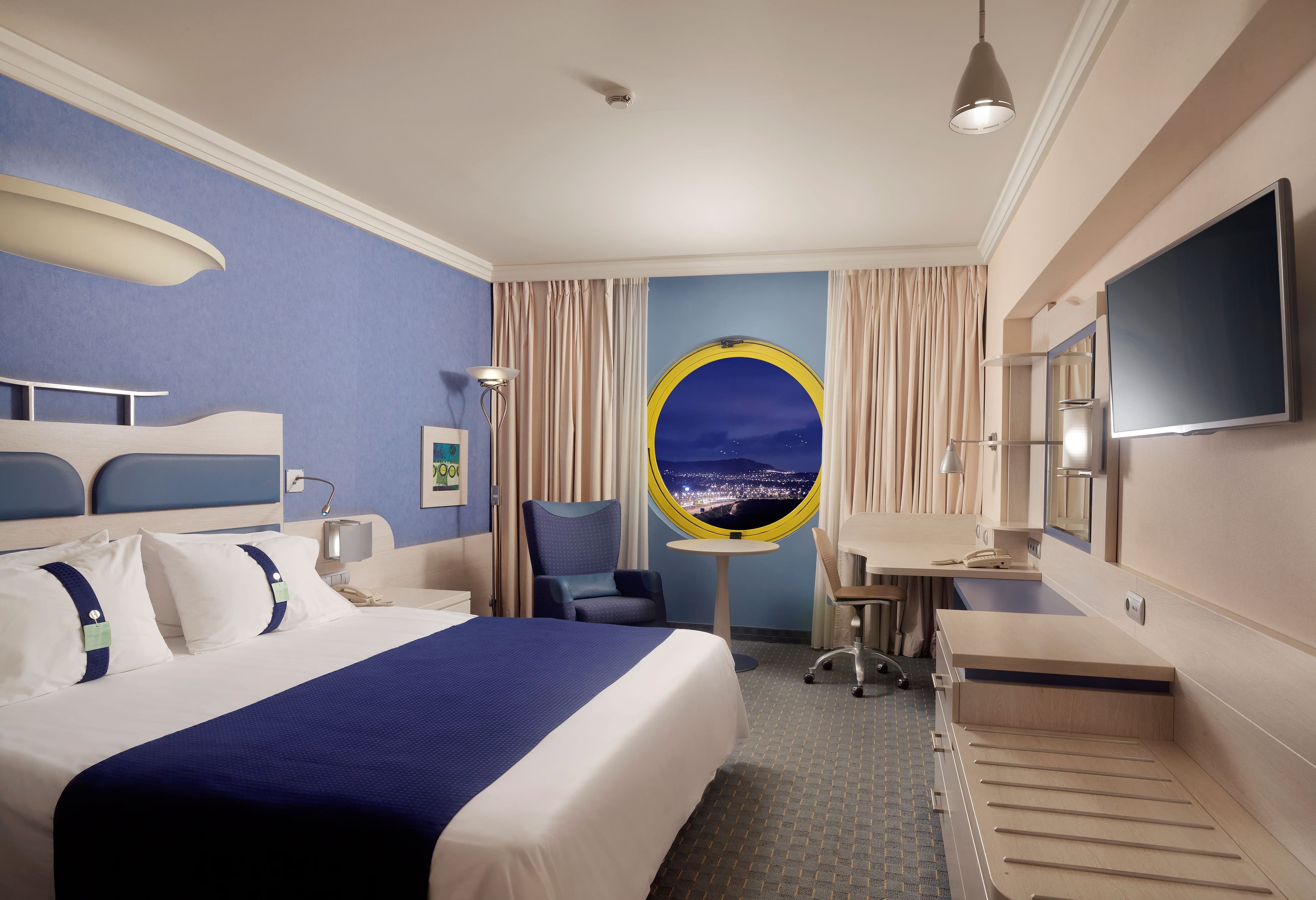 Holiday Inn Athens - Airport - Image 5