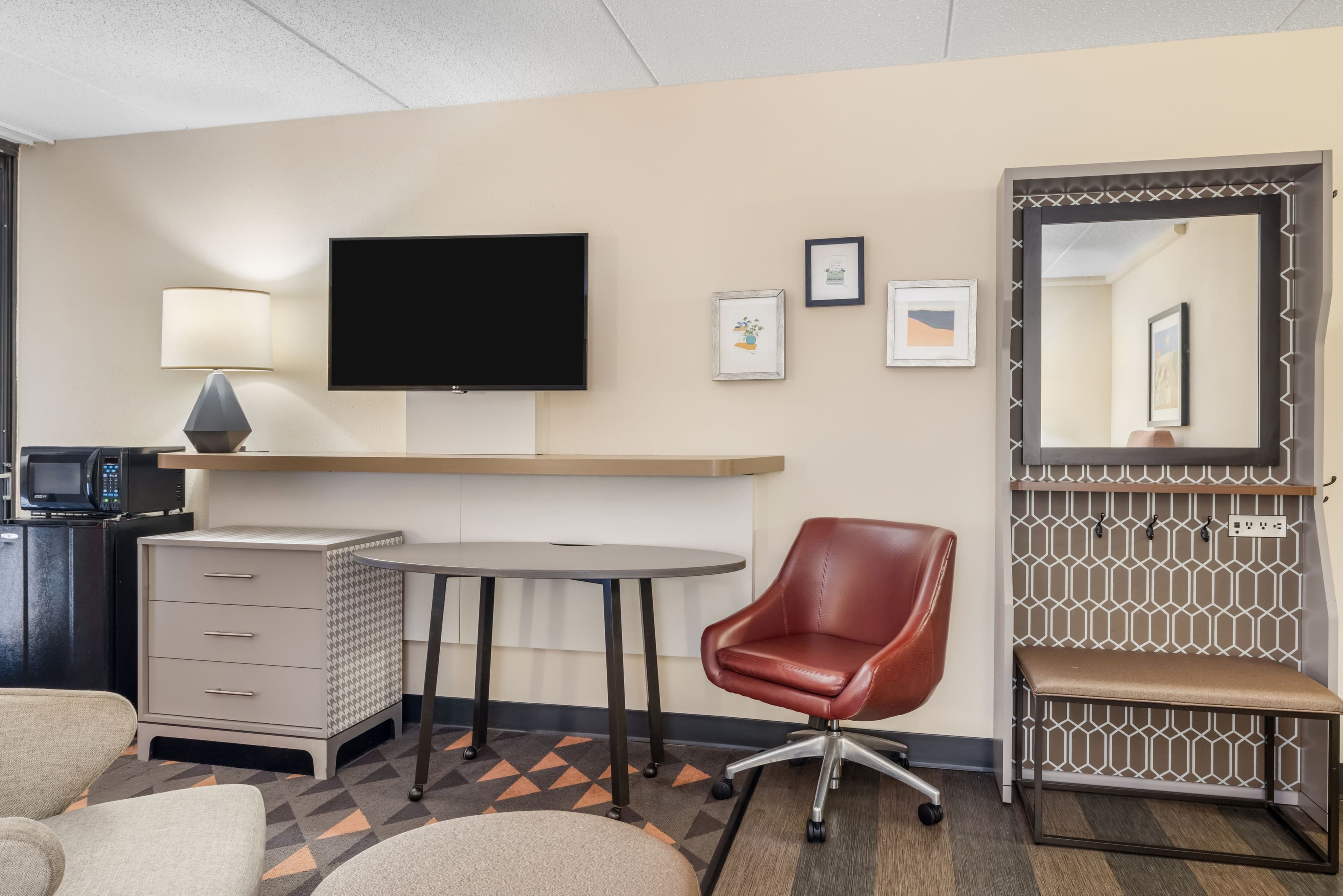 Holiday Inn Auburn-Finger Lakes Region — 9