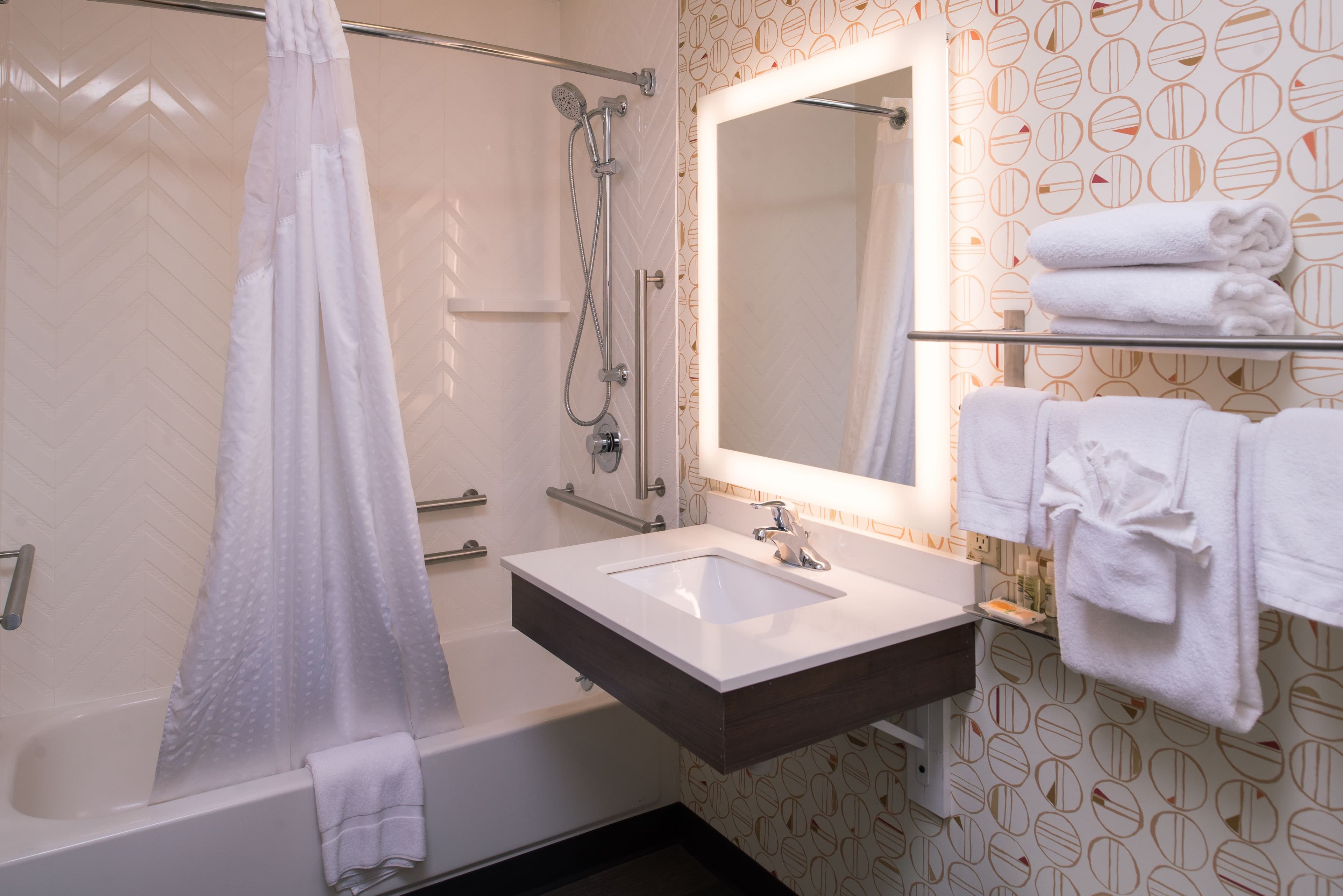 Holiday Inn Auburn-Finger Lakes Region — 20