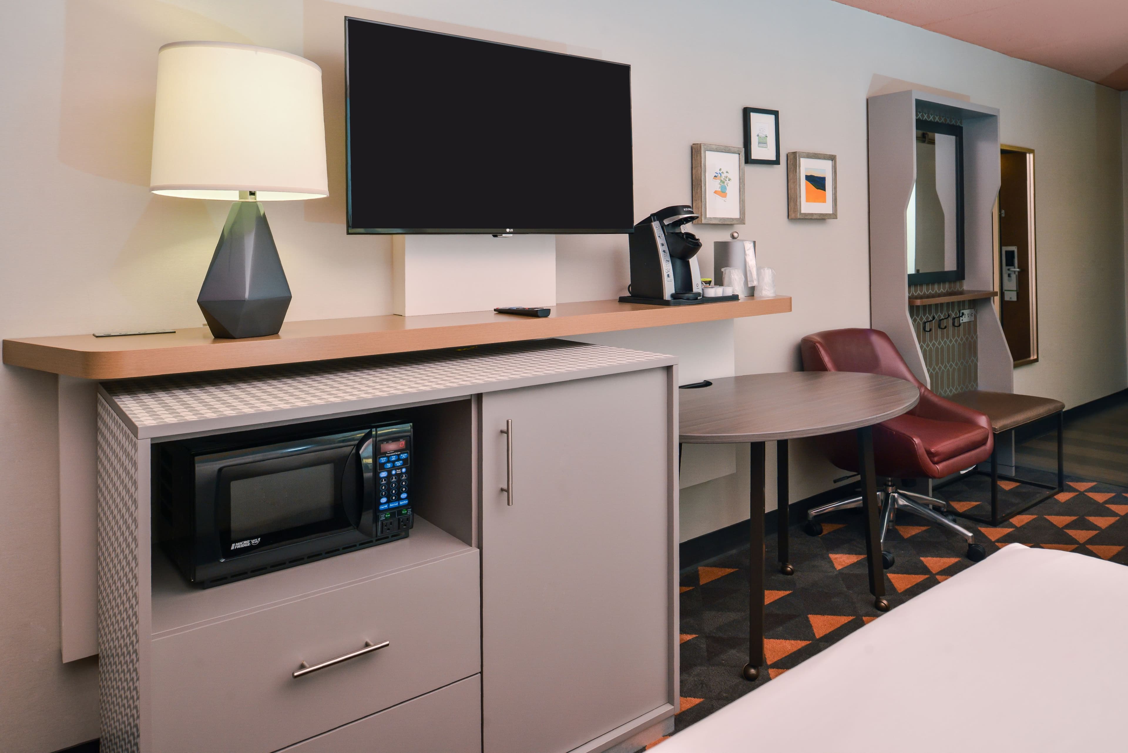 Holiday Inn Auburn-Finger Lakes Region — 8