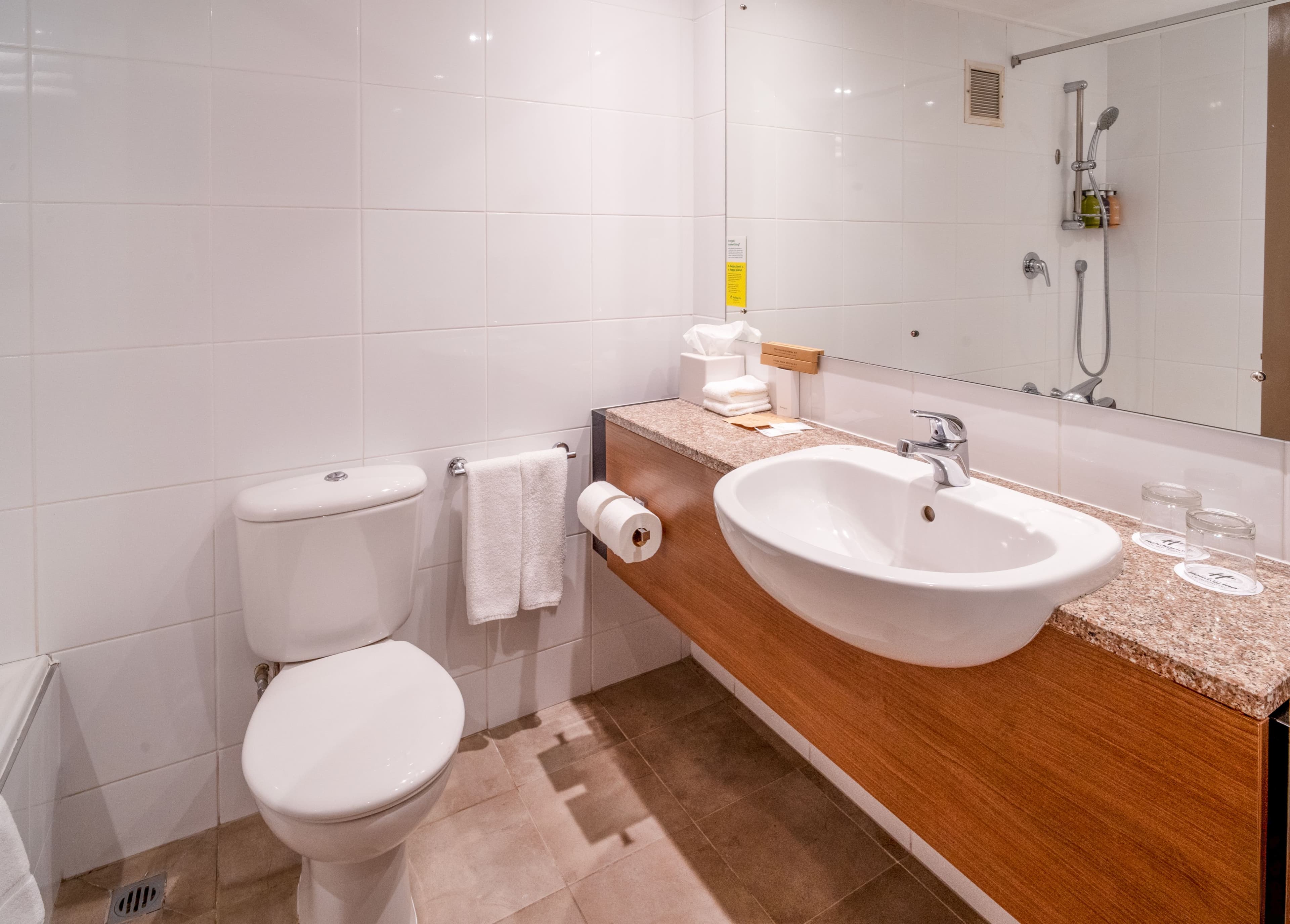 Standard Room - Image 7