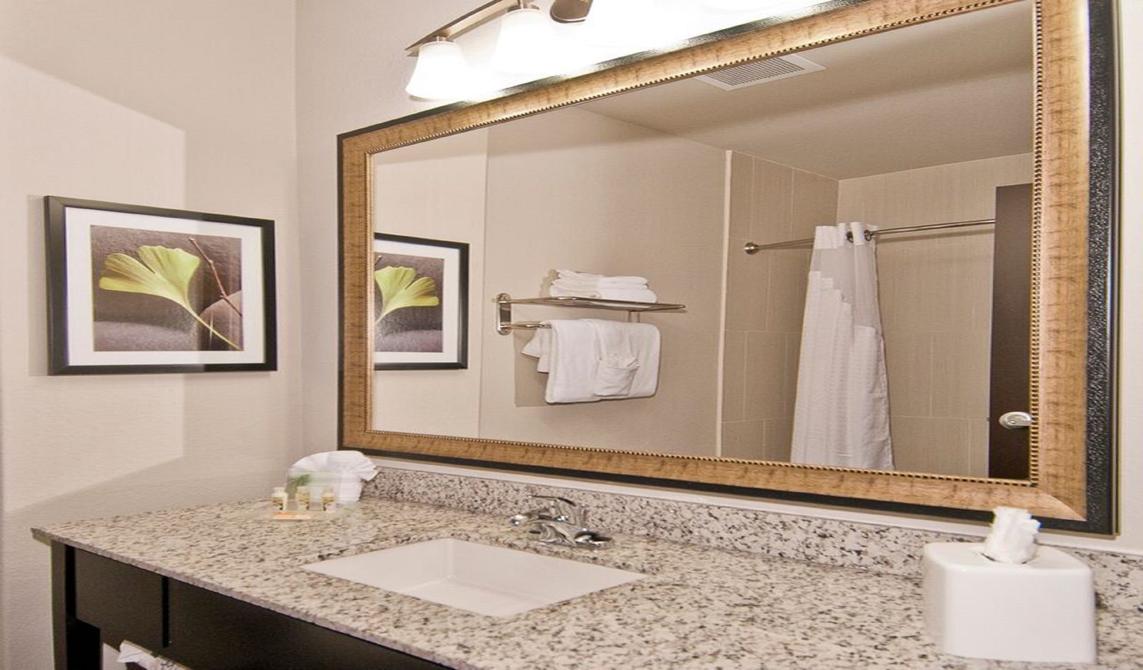 Holiday Inn Austin Airport - Image 3