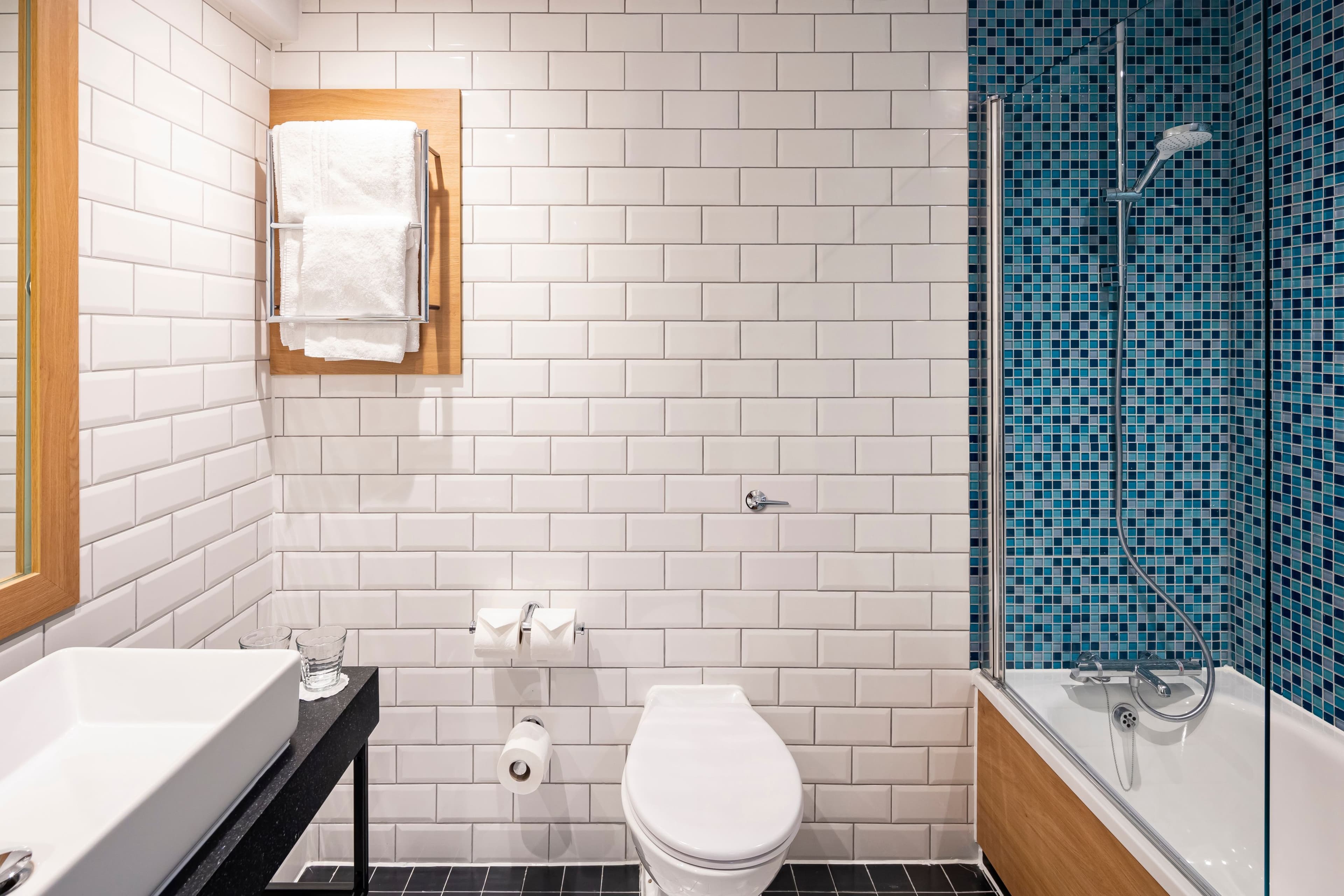 Holiday Inn Aylesbury - Image 3