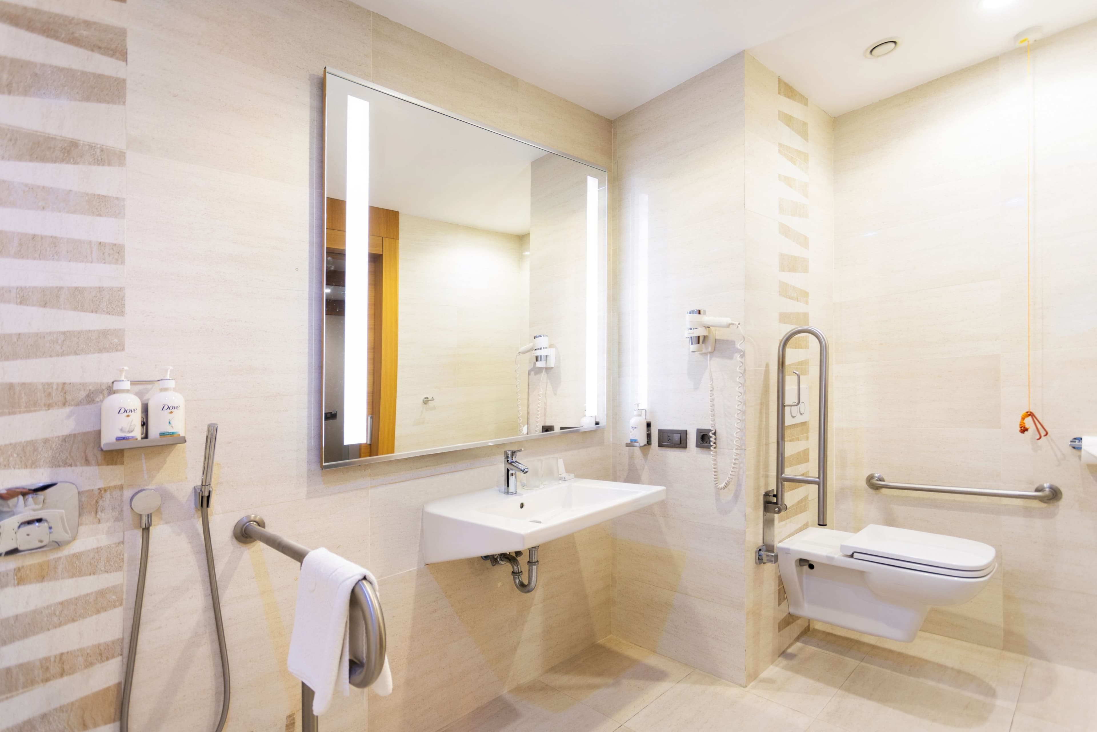 Holiday Inn Baku — 11