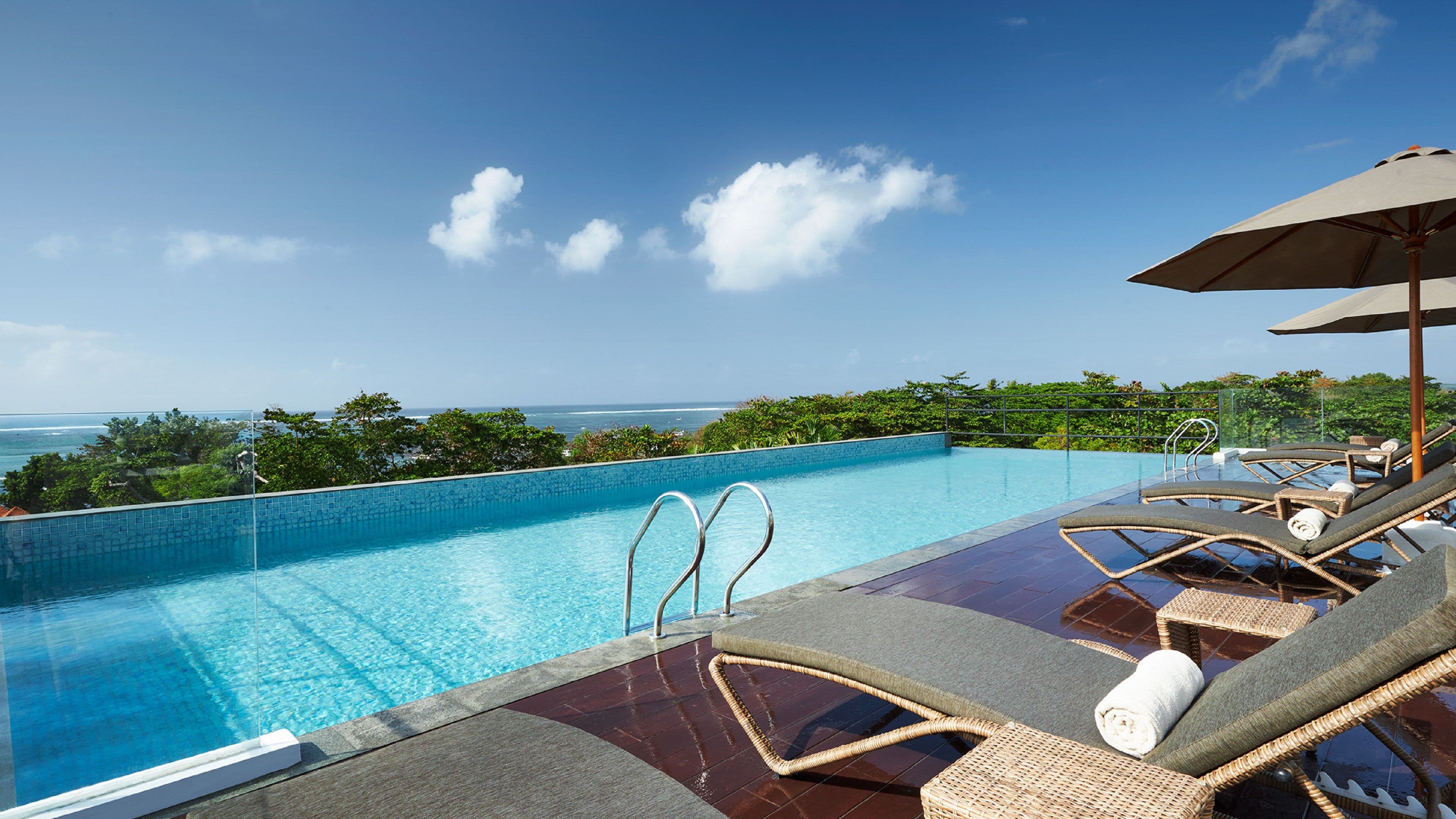 Holiday Inn Bali Sanur - Image 1