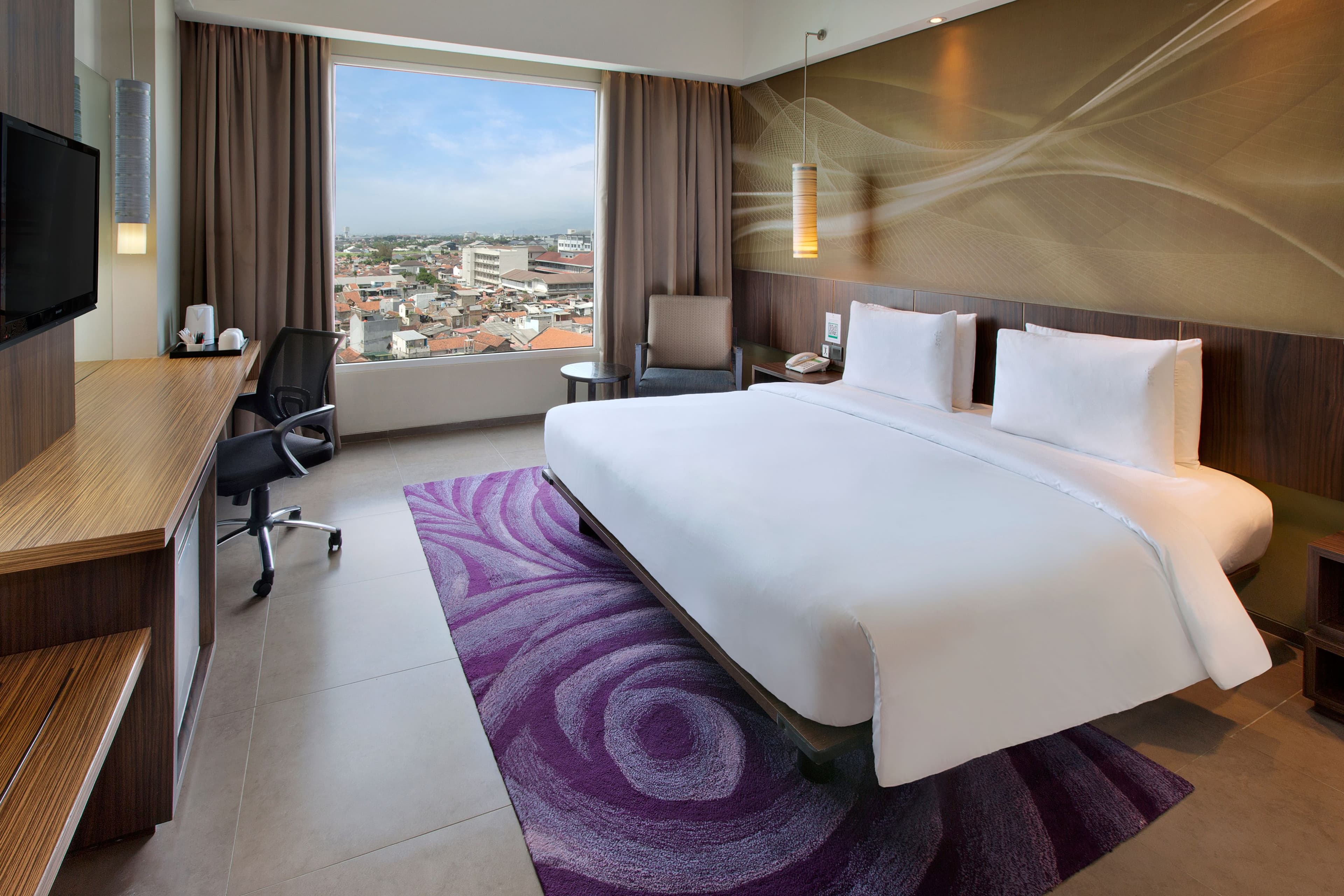 Holiday Inn Bandung Pasteur - Image 2