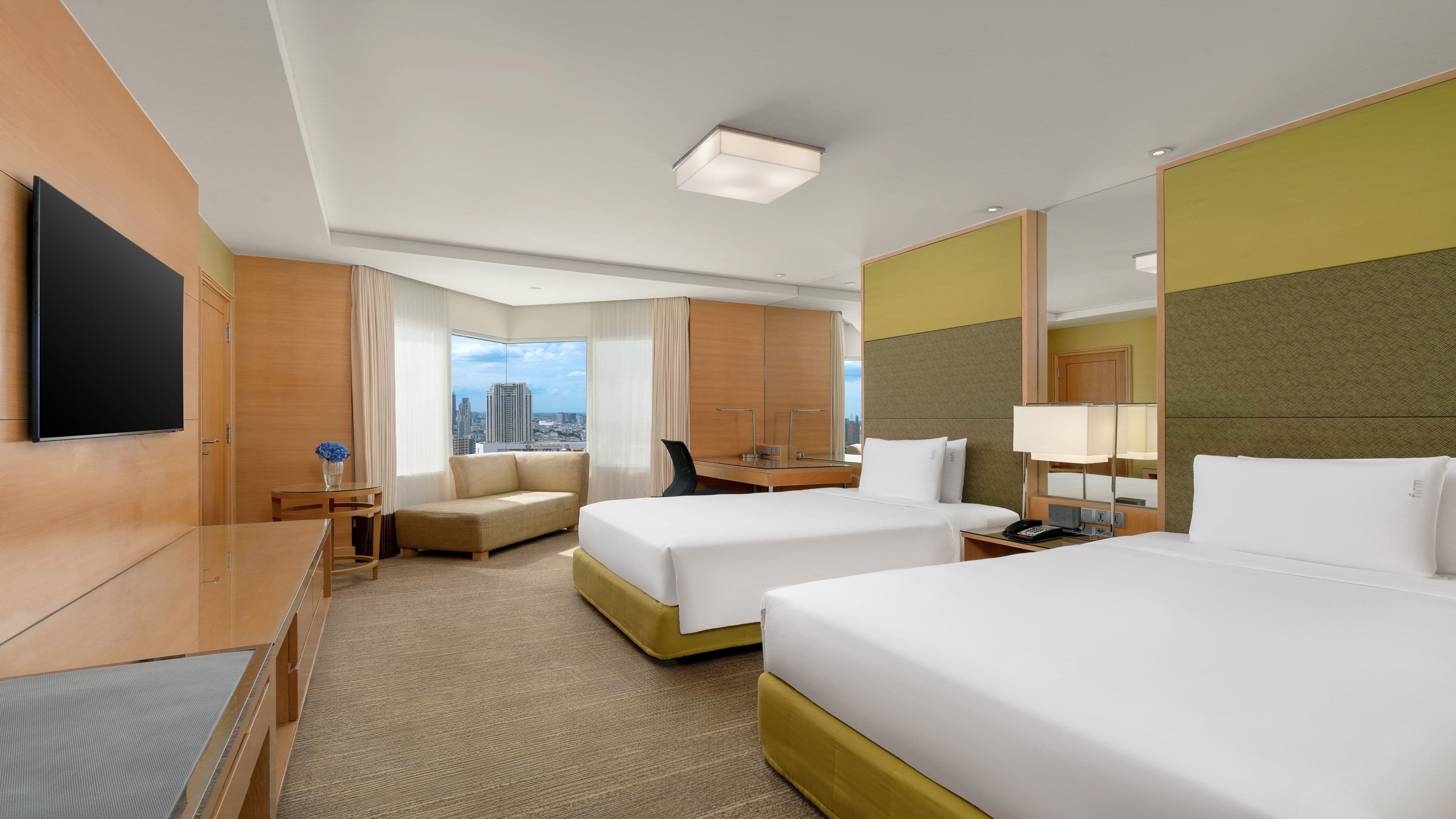 Holiday Inn Bangkok Silom — 22