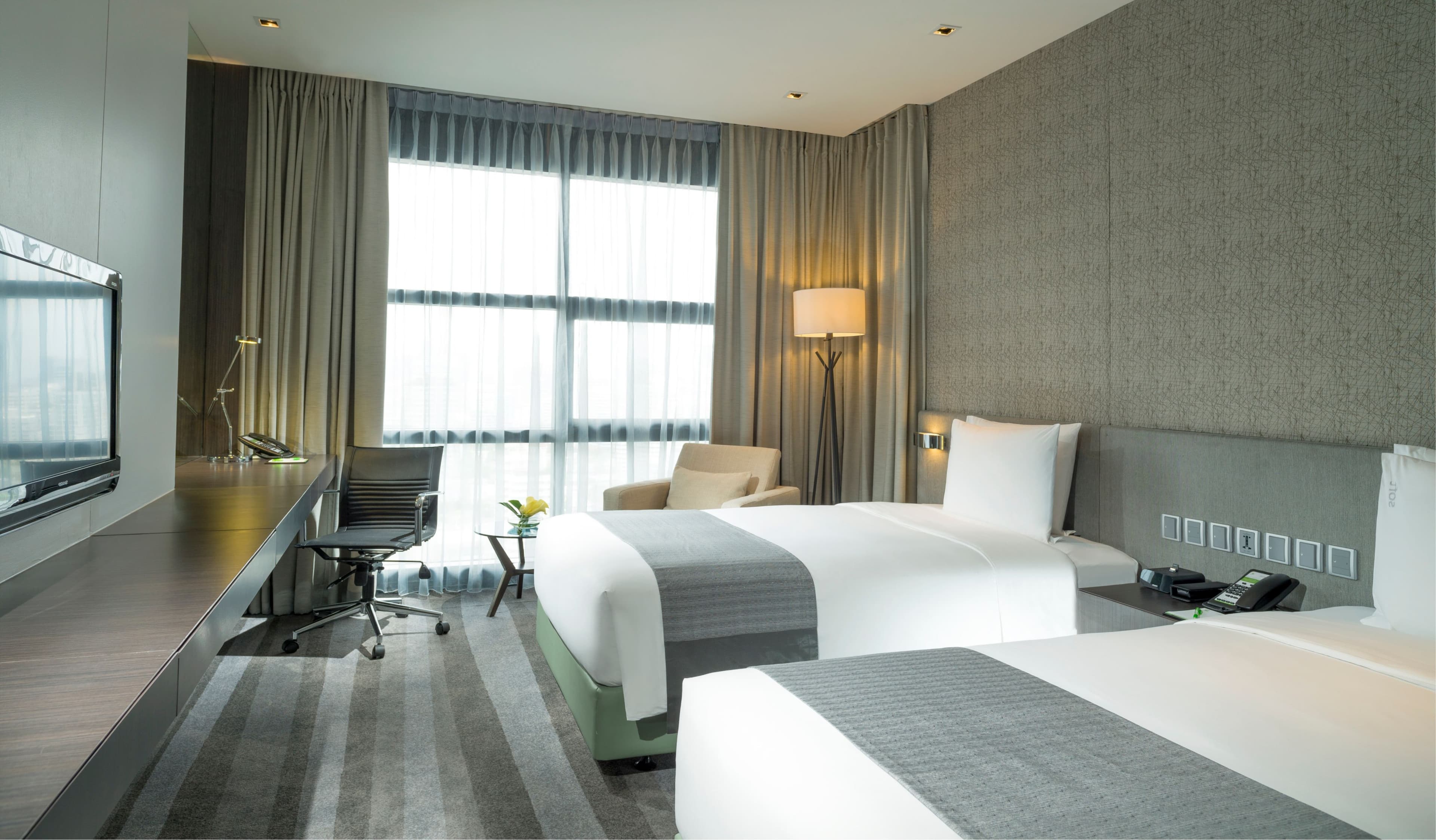 Holiday Inn Bangkok Sukhumvit — 18