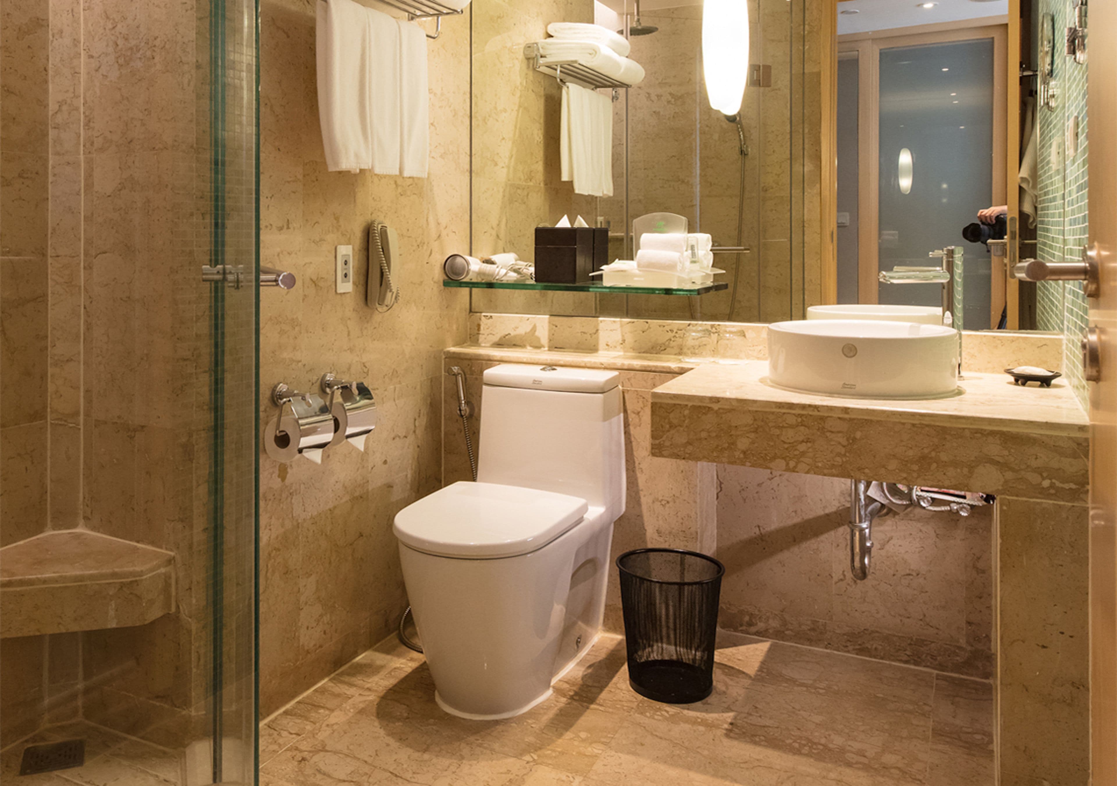 Holiday Inn Bangkok — 6