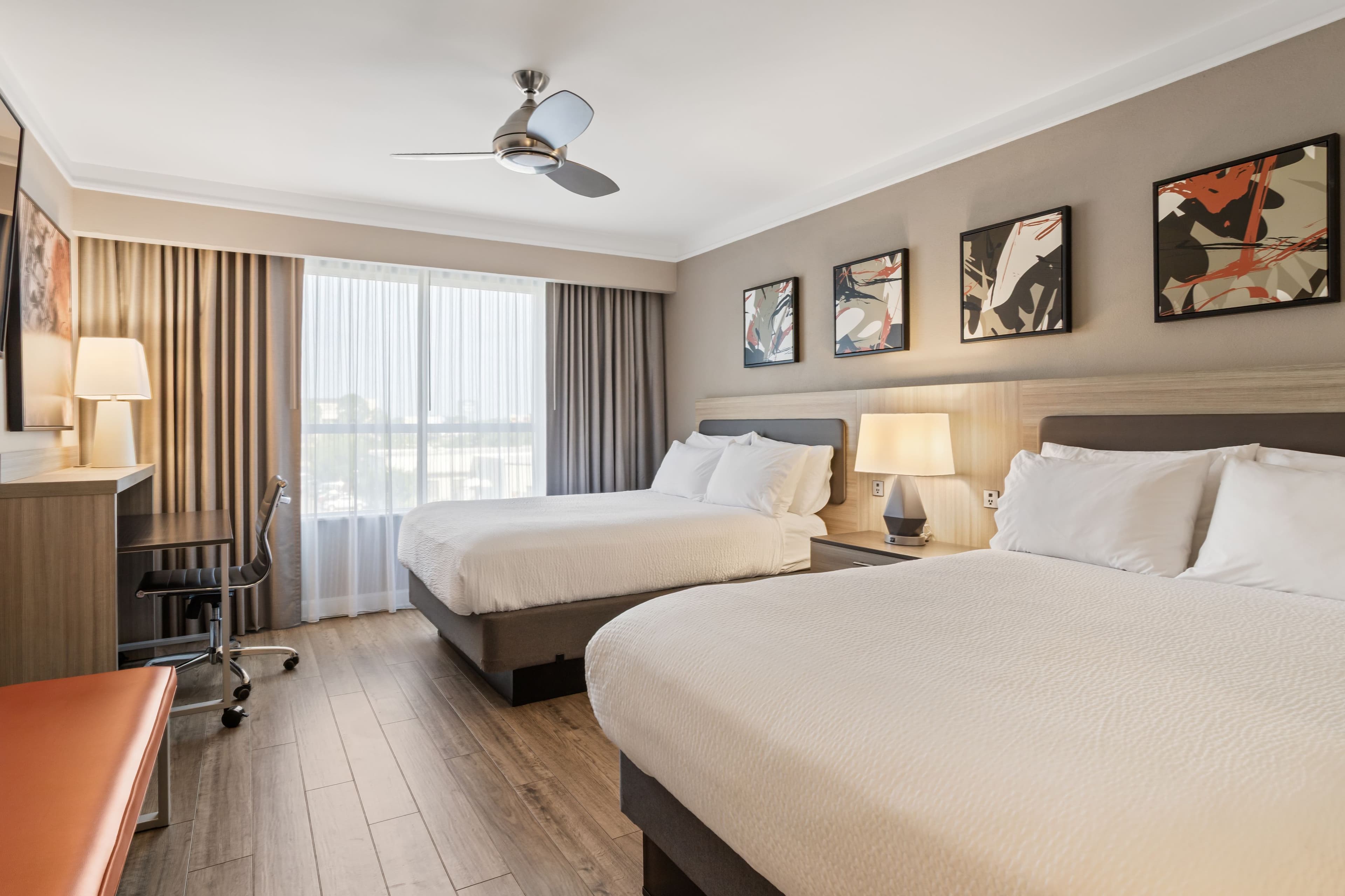 Holiday Inn Baton Rouge College Drive I-10 — 14