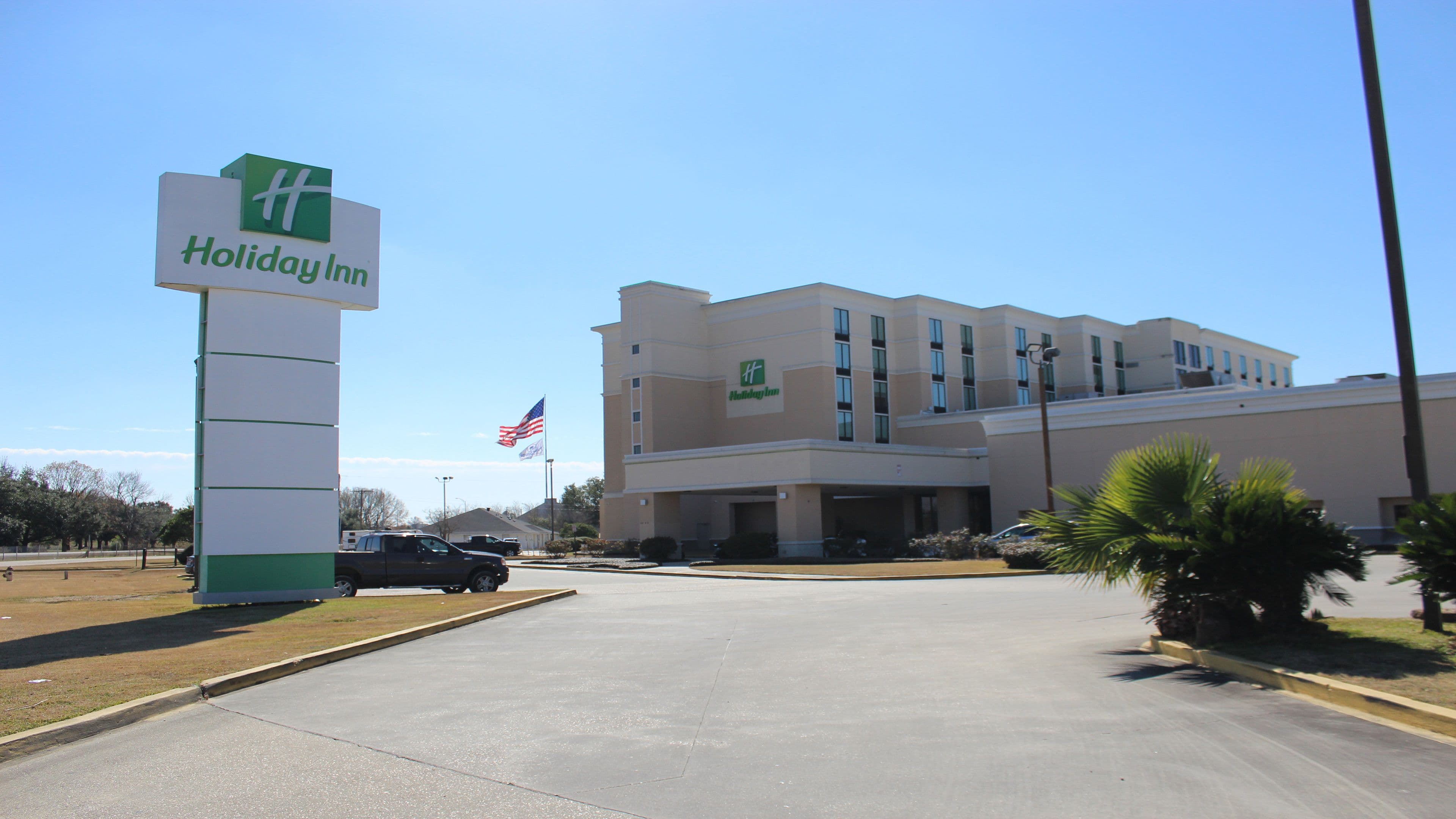 Holiday Inn Baton Rouge-South - Image 1