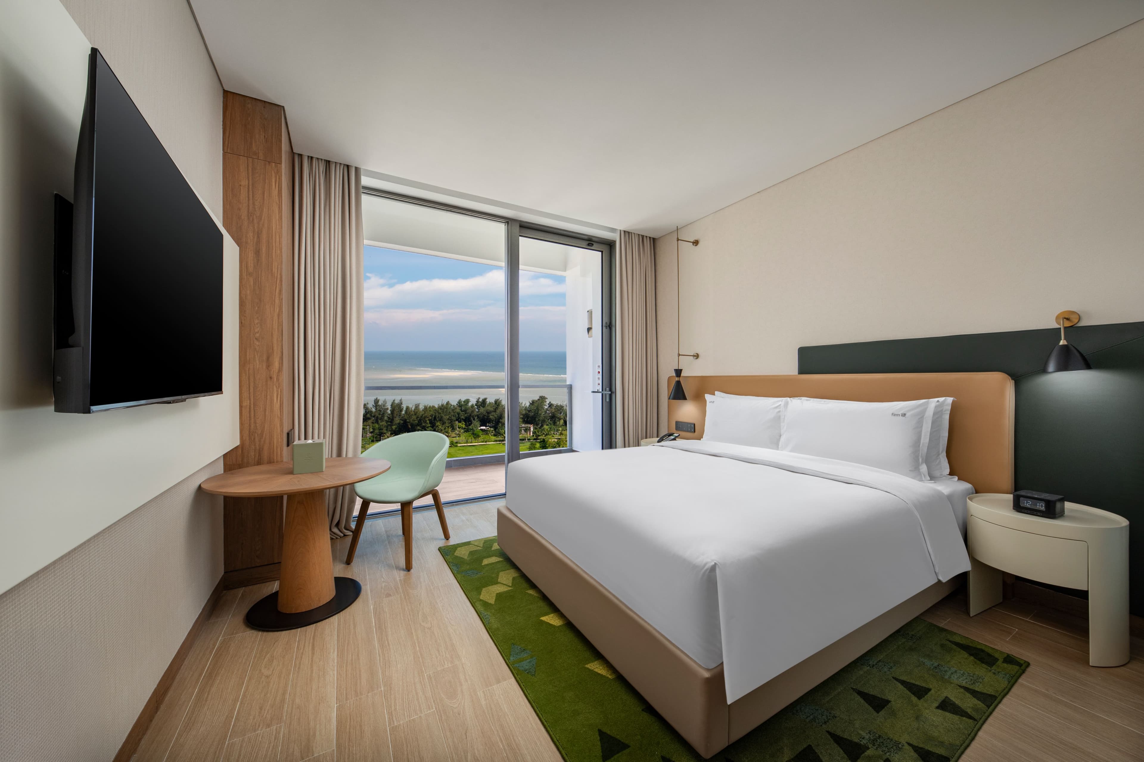 Holiday Inn Beihai Silver Beach — 8