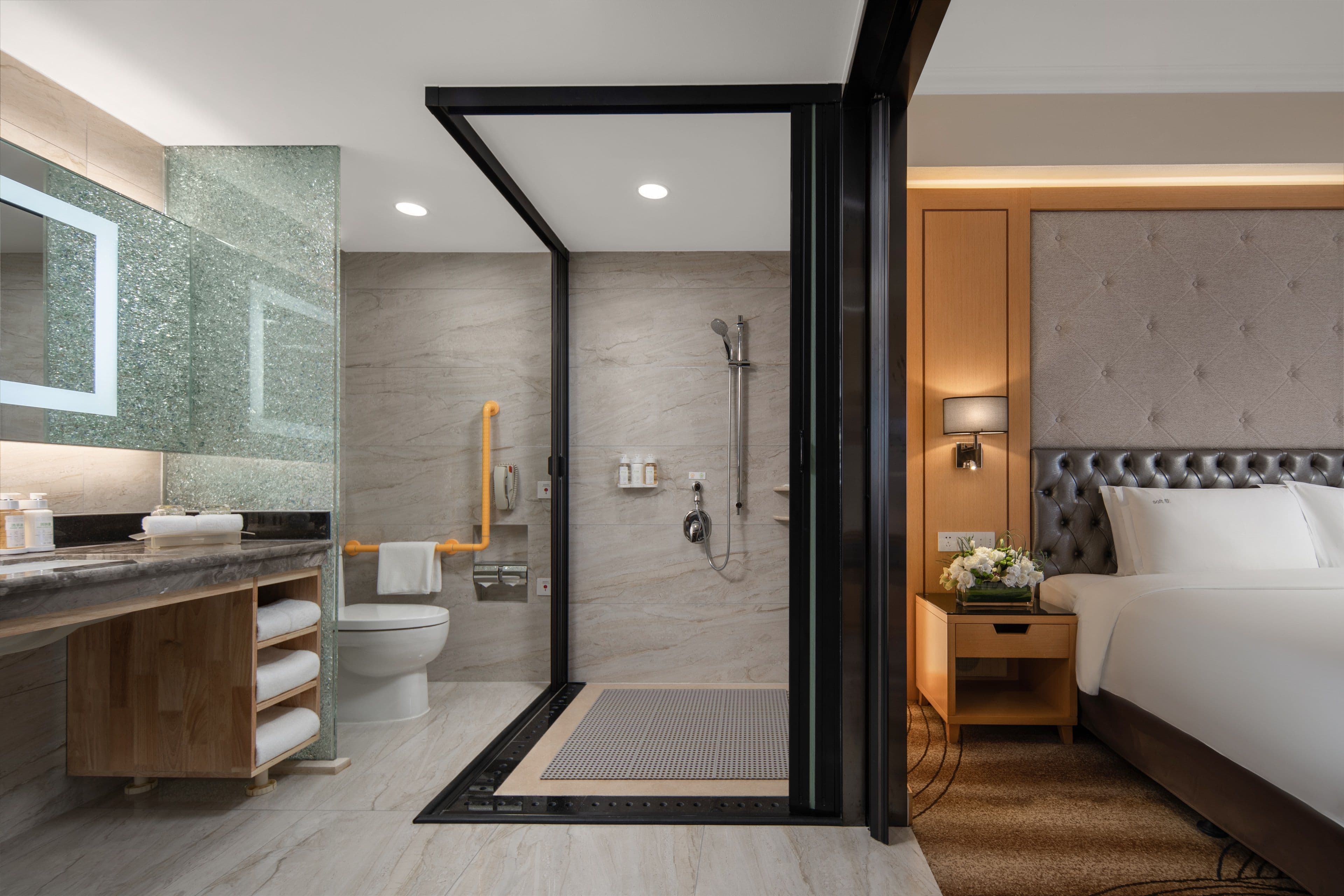 Holiday Inn Beijing ChangAn West - Image 2