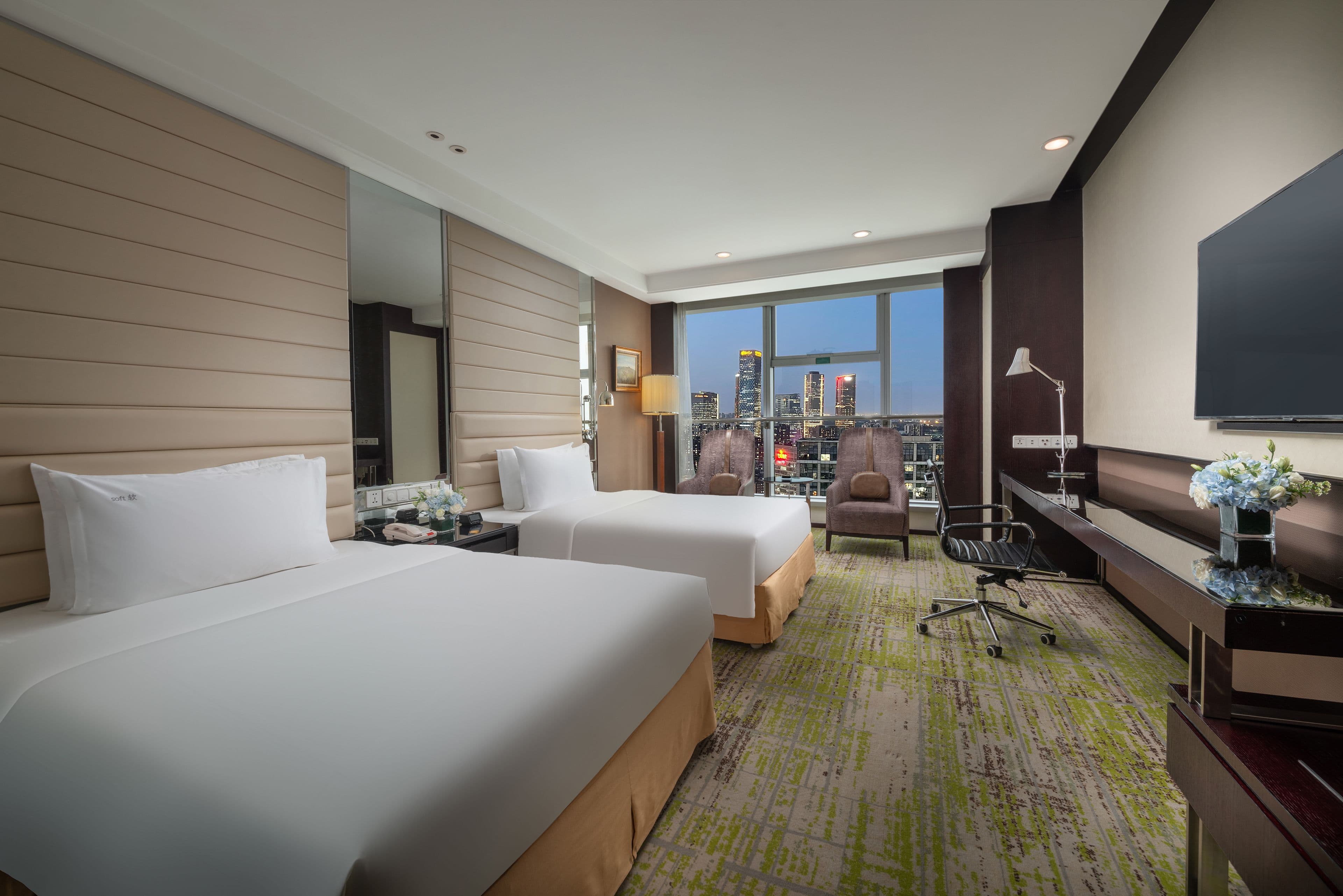 Holiday Inn Beijing Focus Square — 12
