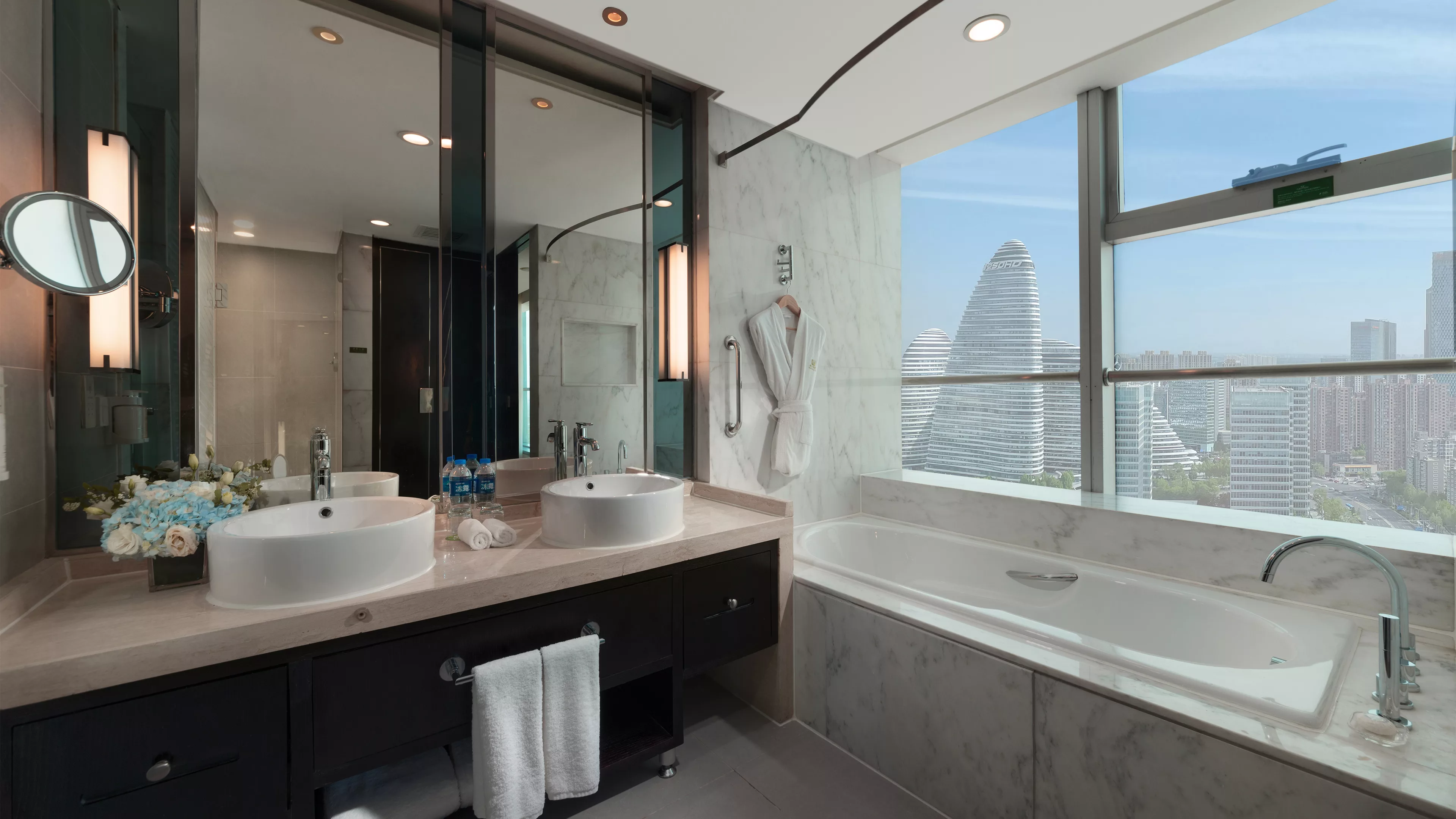 Holiday Inn Beijing Focus Square — 31