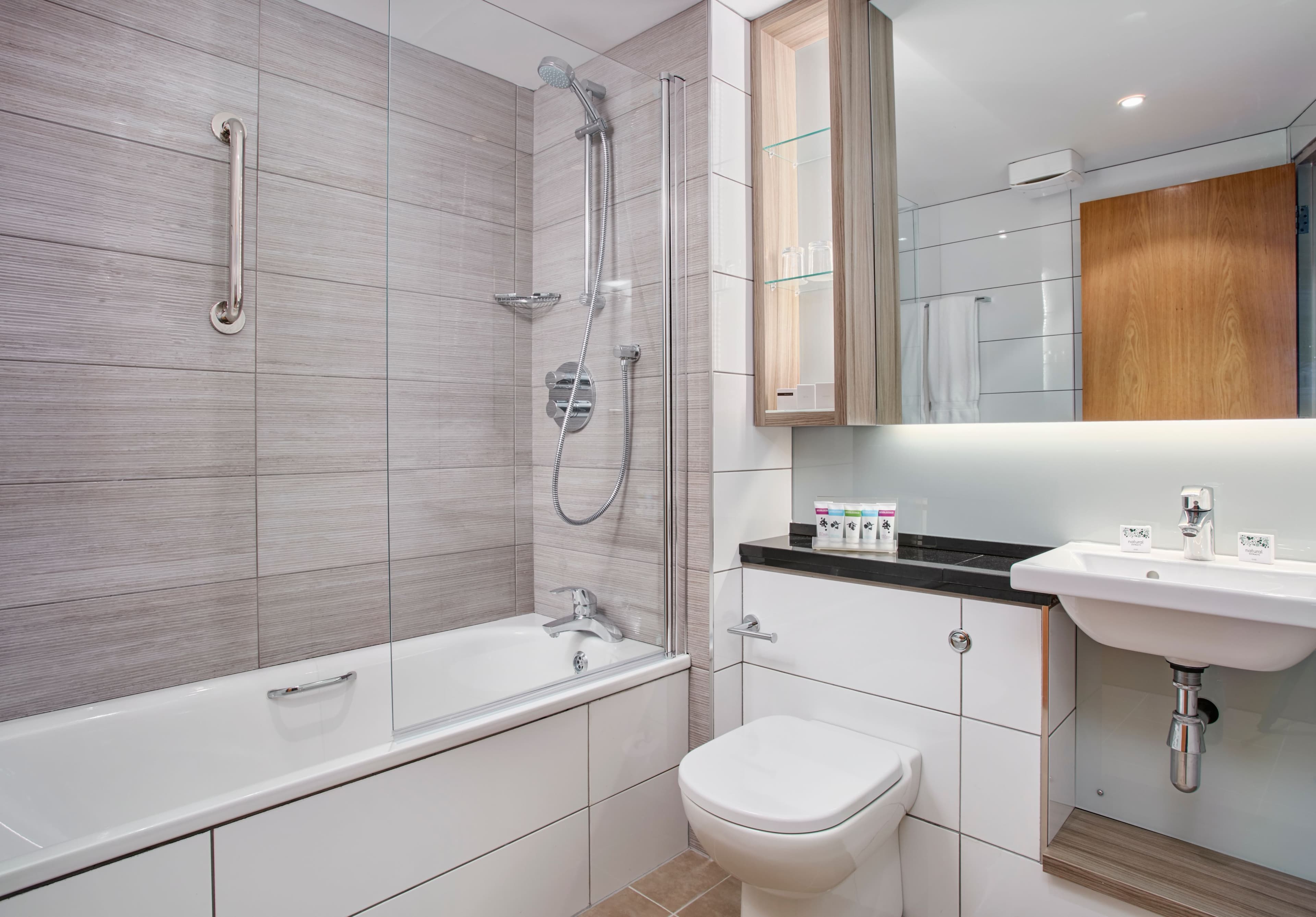 Holiday Inn Belfast City Centre — 9
