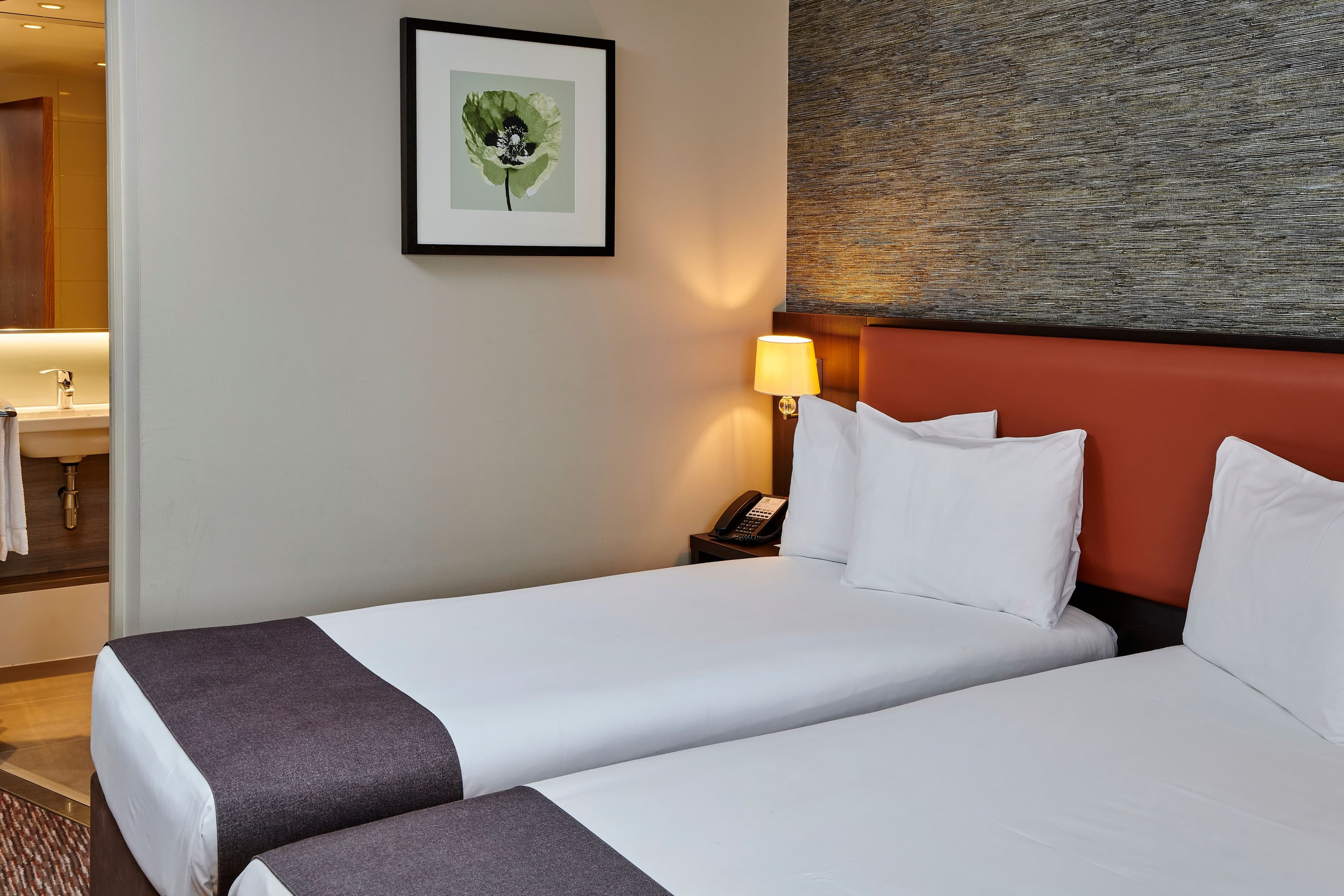 Holiday Inn Belfast City Centre — 40